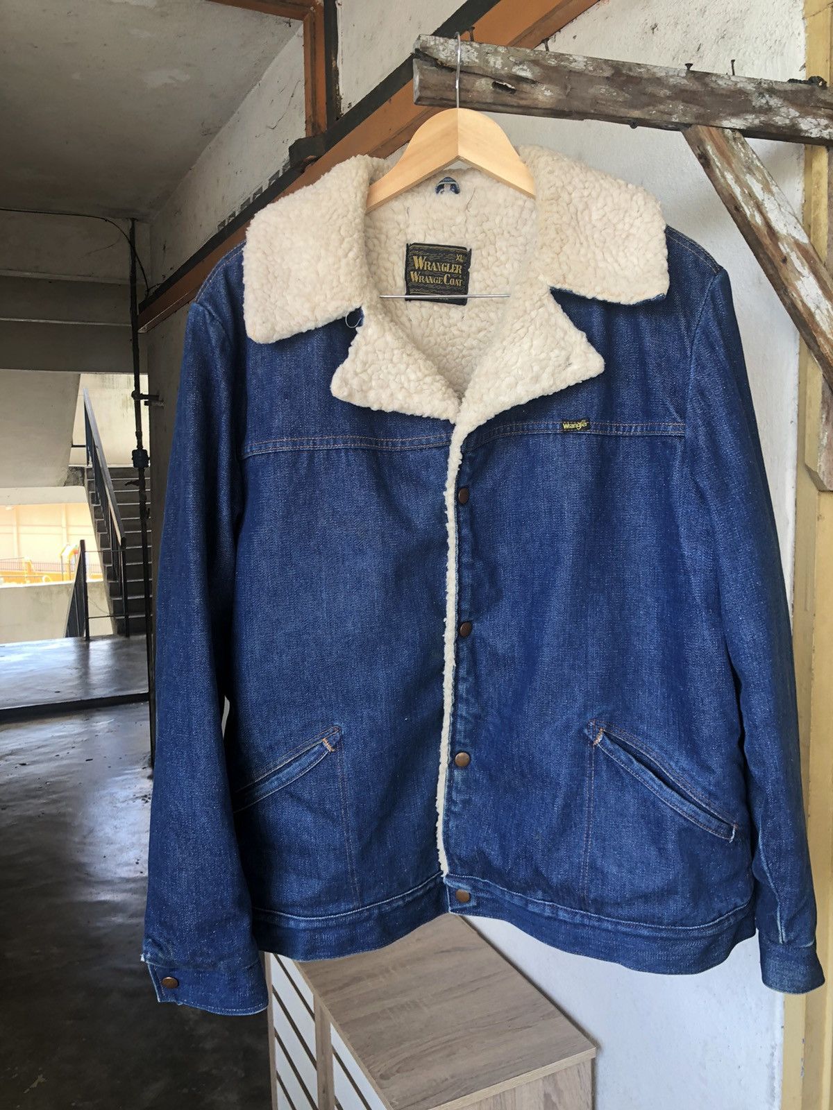 Vintage Vintage 90s Wrangler Denim Sherpa Jacket Winter Size US XL / EU 56 / 4 - 3 Thumbnail