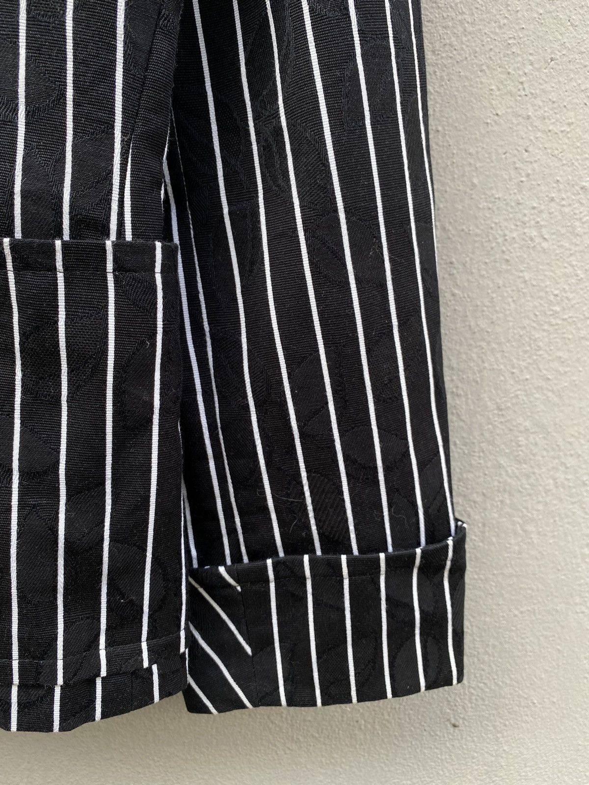 Yves Saint Laurent 🖤RARE🖤Yves Saint Laurent Pinstripes + Floral Double Breasted Size M / US 6-8 / IT 42-44 - 8 Thumbnail