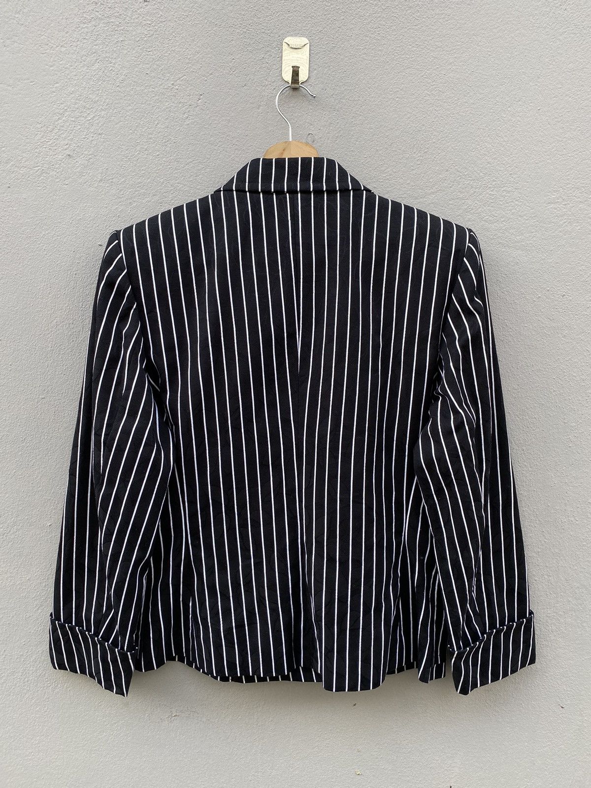 Yves Saint Laurent 🖤RARE🖤Yves Saint Laurent Pinstripes + Floral Double Breasted Size M / US 6-8 / IT 42-44 - 10 Thumbnail