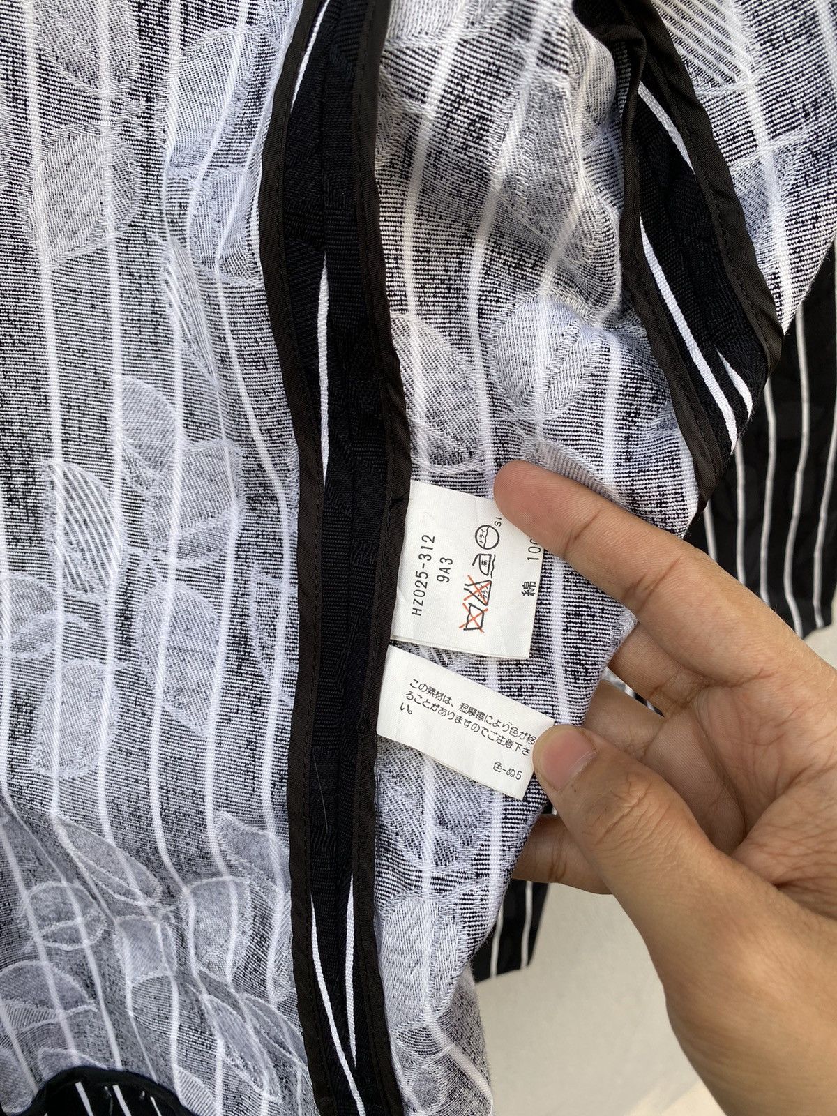 Yves Saint Laurent 🖤RARE🖤Yves Saint Laurent Pinstripes + Floral Double Breasted Size M / US 6-8 / IT 42-44 - 18 Thumbnail
