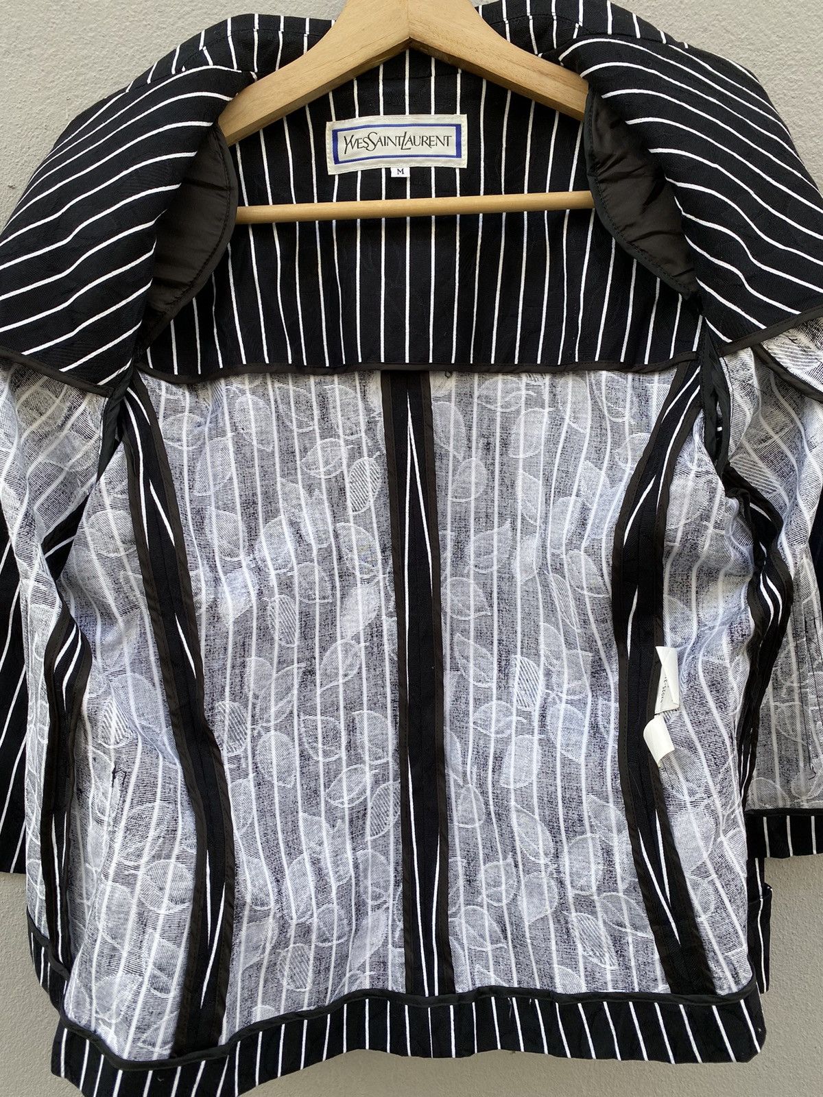 Yves Saint Laurent 🖤RARE🖤Yves Saint Laurent Pinstripes + Floral Double Breasted Size M / US 6-8 / IT 42-44 - 15 Thumbnail