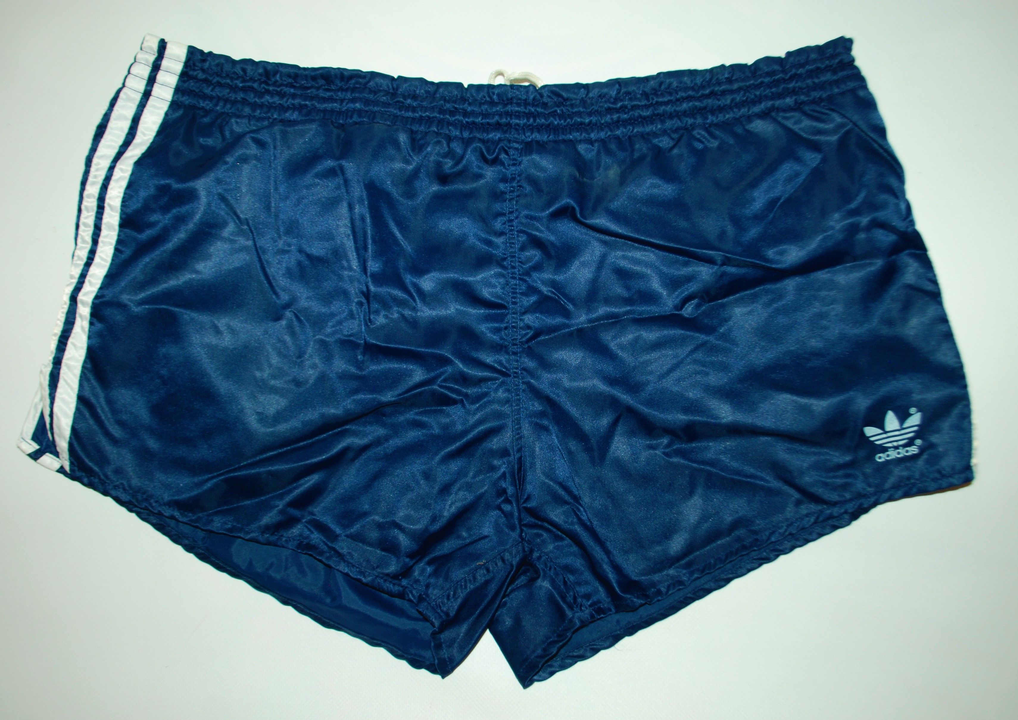 Adidas × Vintage ADIDAS VINTAGE SHORTS MADE IN WEST GERMANY 80'S NEYLON Size US 36 / EU 52 - 1 Thumbnail