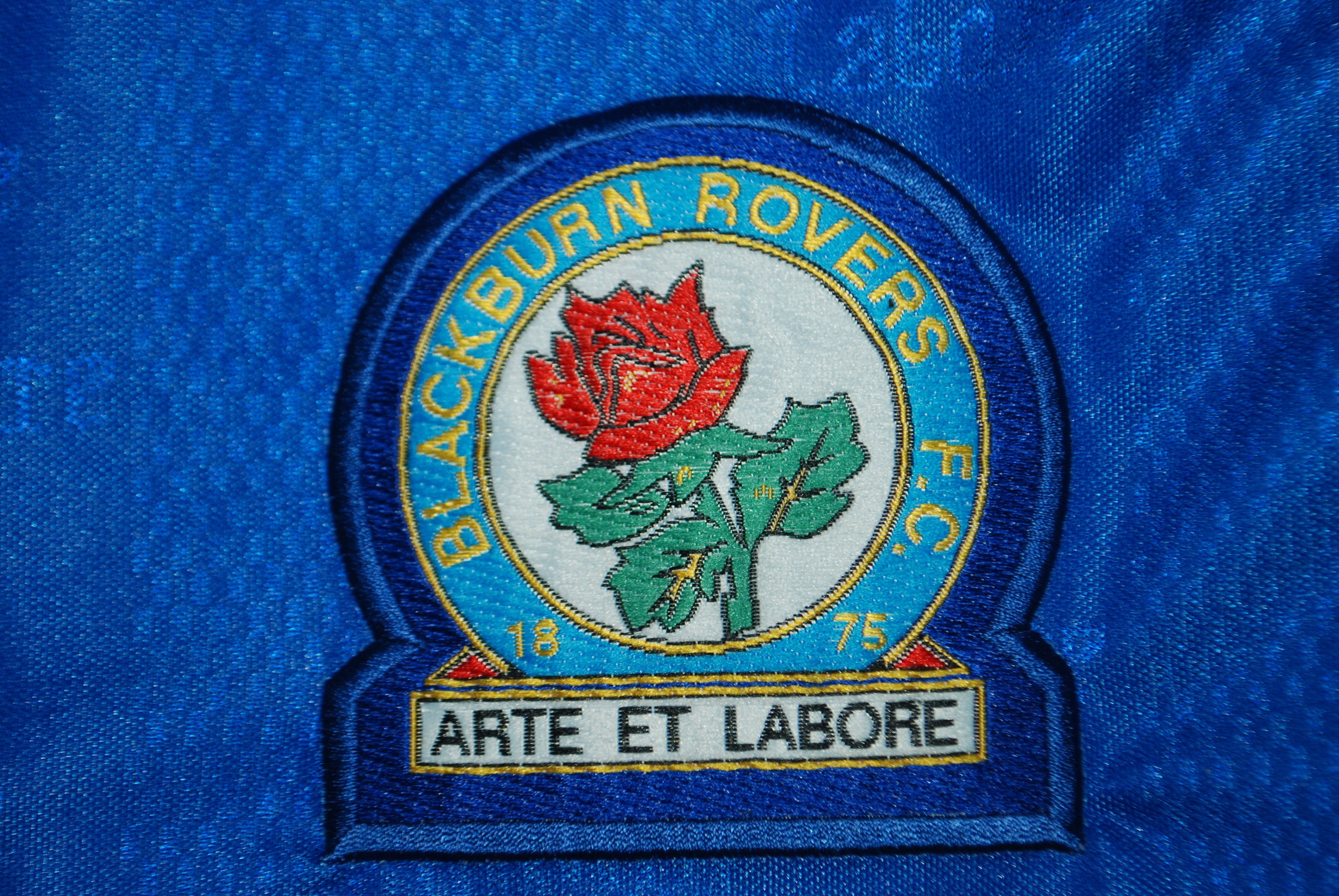 Asics BLACKBURN ROVERS 1996 1998 HOME FOOTBALL JERSEY SOCCER Size US S / EU 44-46 / 1 - 3 Thumbnail