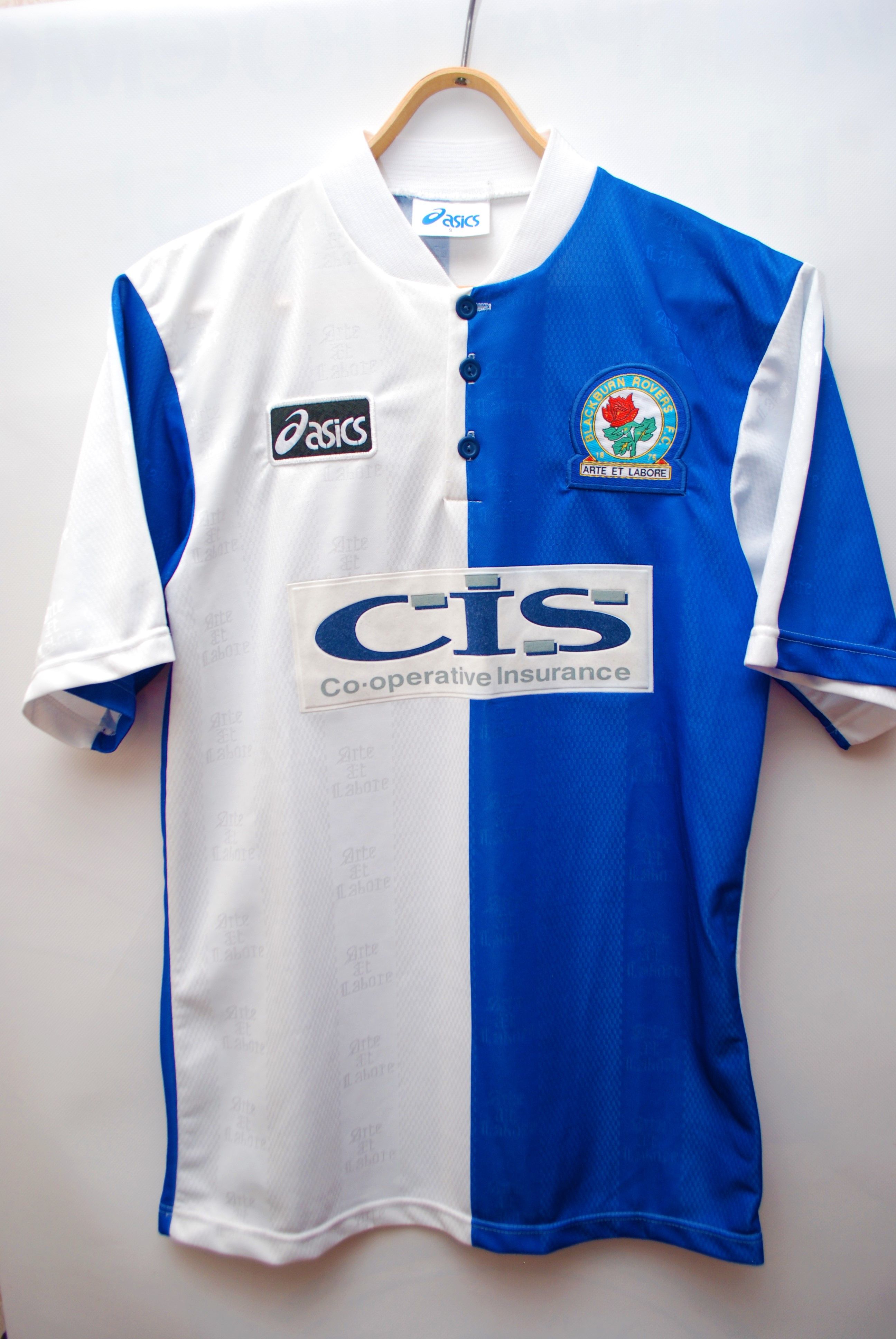 Asics BLACKBURN ROVERS 1996 1998 HOME FOOTBALL JERSEY SOCCER Size US S / EU 44-46 / 1 - 1 Thumbnail