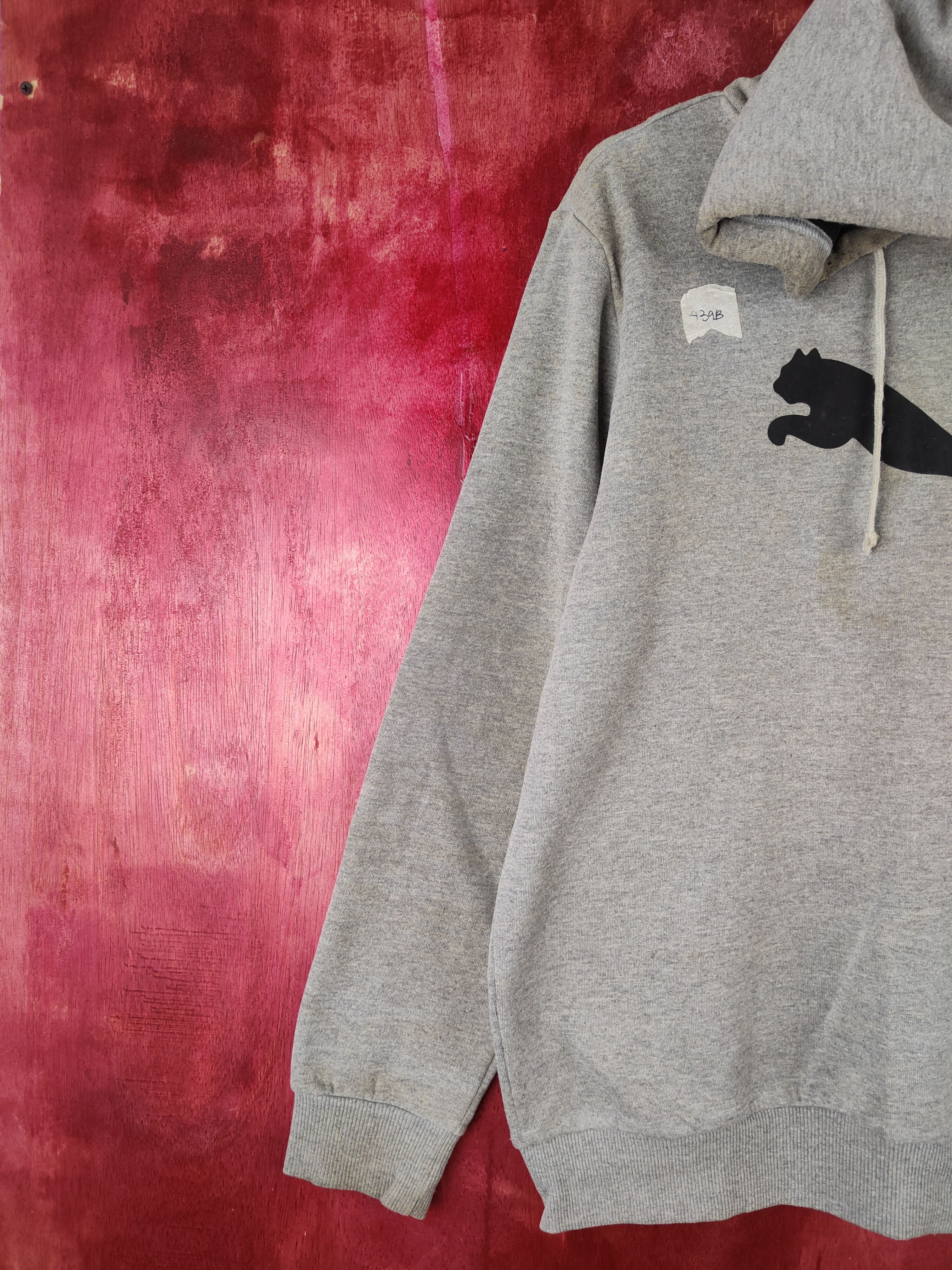 Japanese Brand Puma sportwear big logo Gray Hoodie Sweatshirt #439B Size US L / EU 52-54 / 3 - 7 Thumbnail