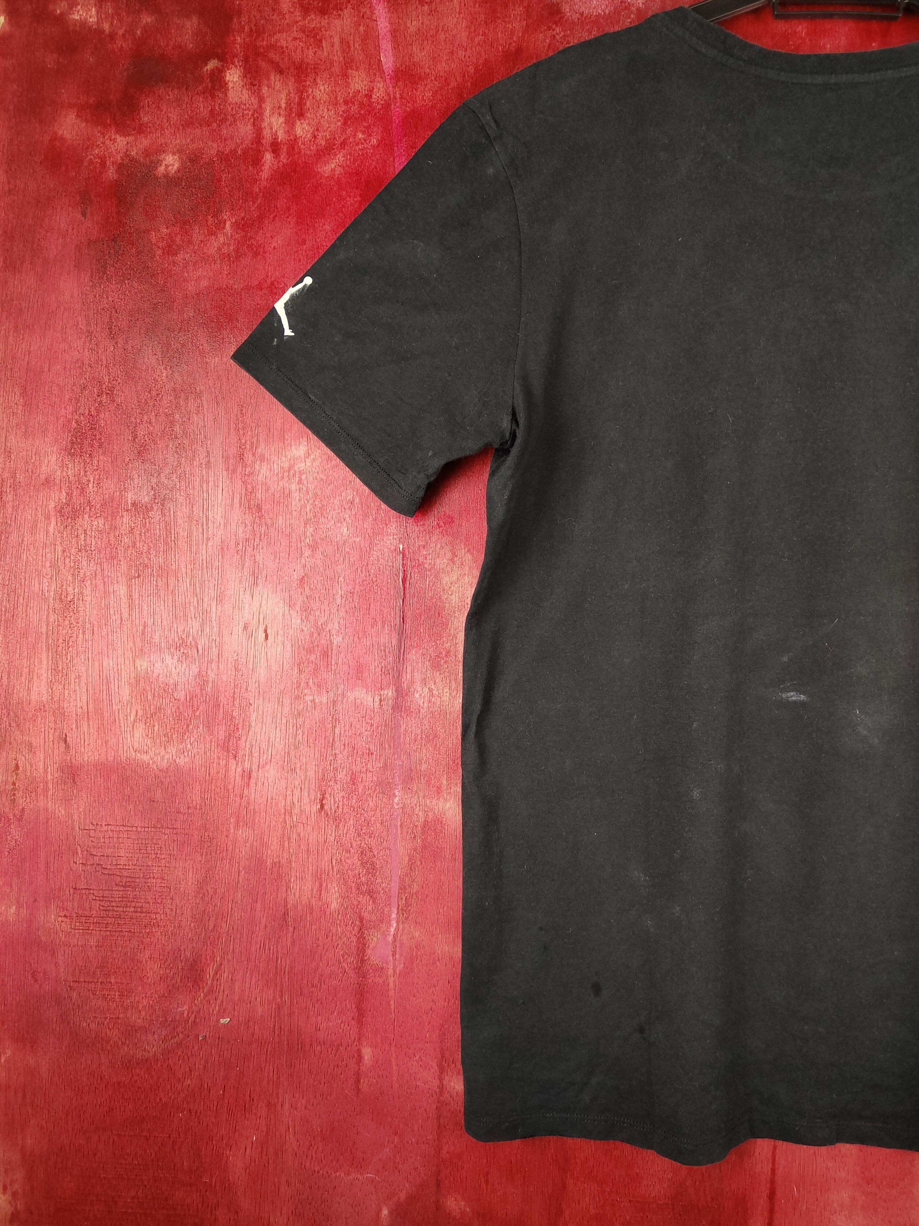 Vintage Michael Jordan Black Faded Short Sleeve T-shirt #S674 Size US M / EU 48-50 / 2 - 12 Thumbnail