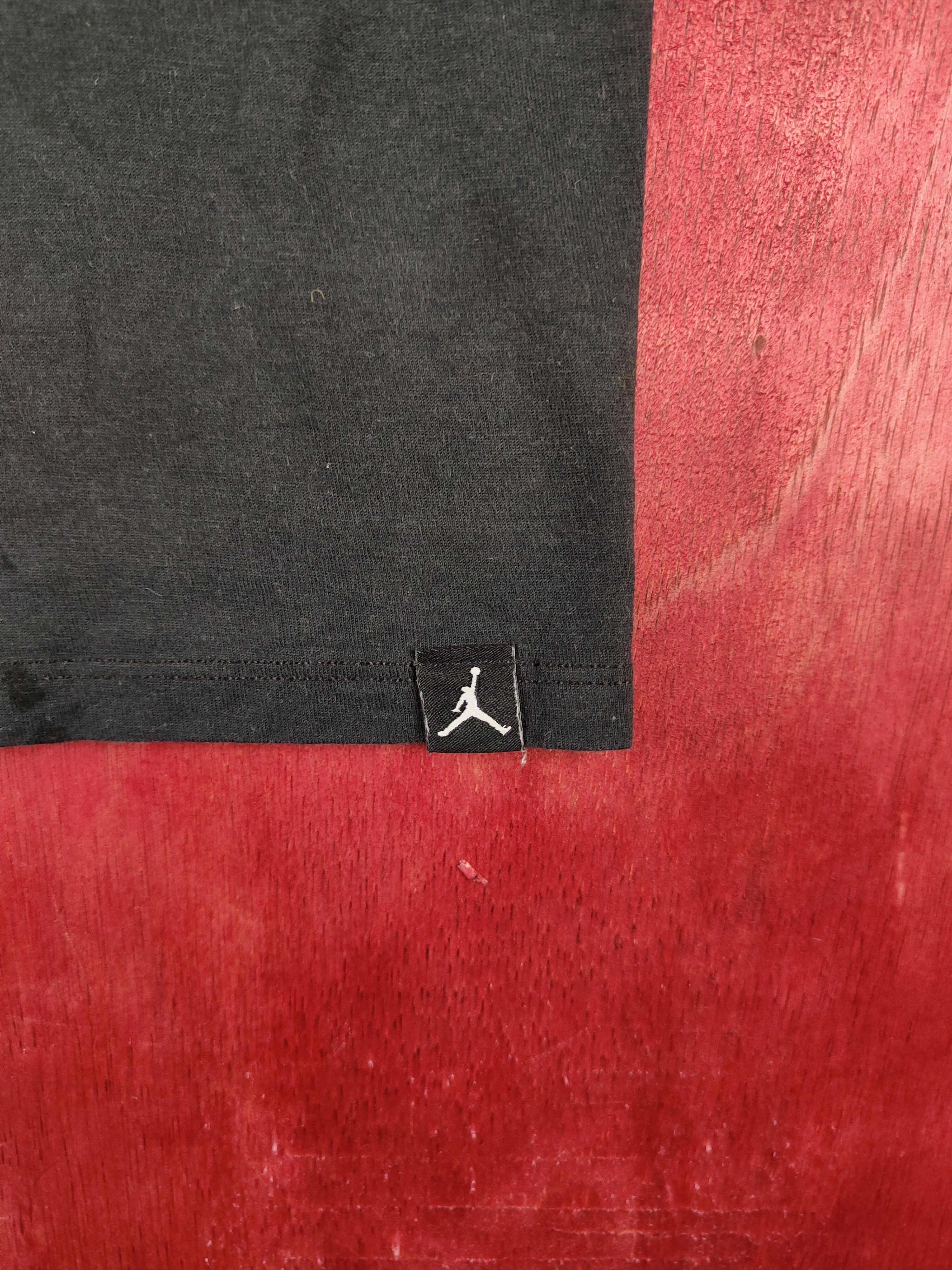Vintage Michael Jordan Black Faded Short Sleeve T-shirt #S674 Size US M / EU 48-50 / 2 - 5 Thumbnail