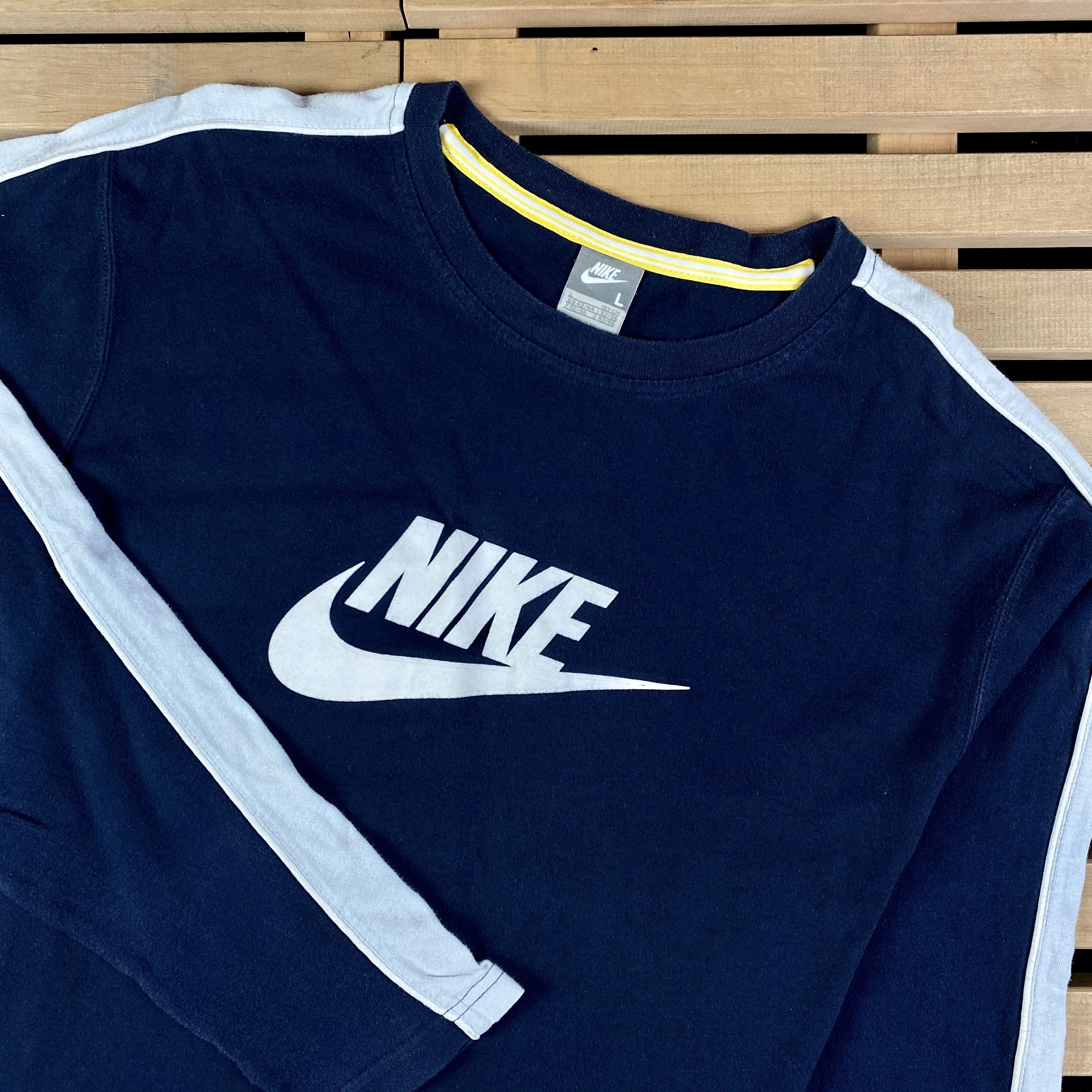 Nike × Vintage Men’s Sweatshirt Long Sleeve Nike Vintage Big Logo Size L Size US S / EU 44-46 / 1 - 2 Thumbnail
