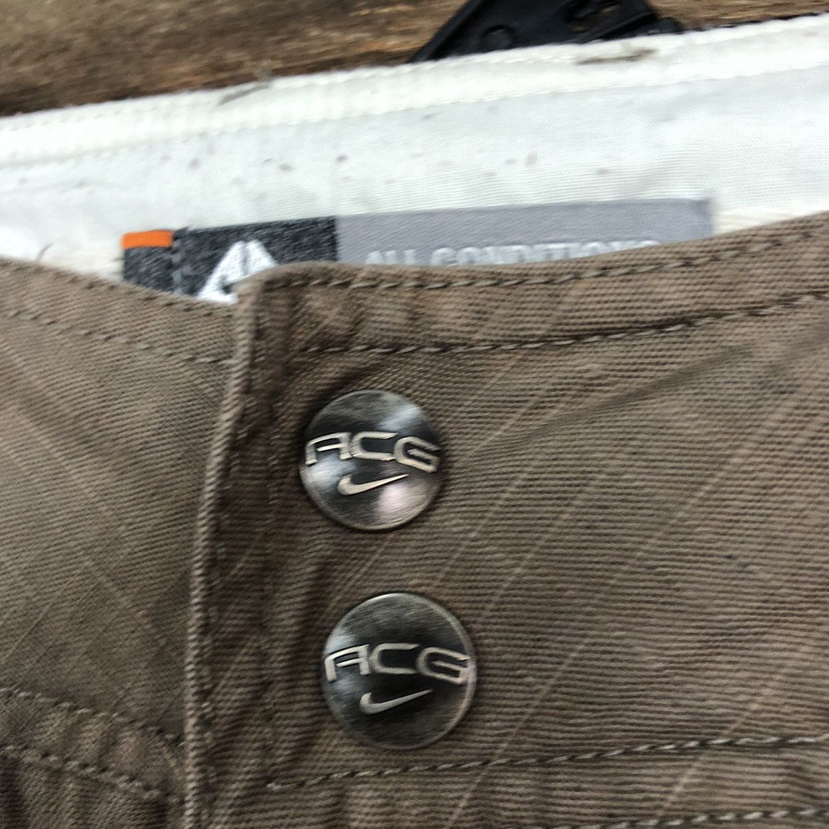 Nike ACG D Nike ACG Brown Multipocket Tactical Cargo Pants #C1131 Size US 27 - 5 Thumbnail