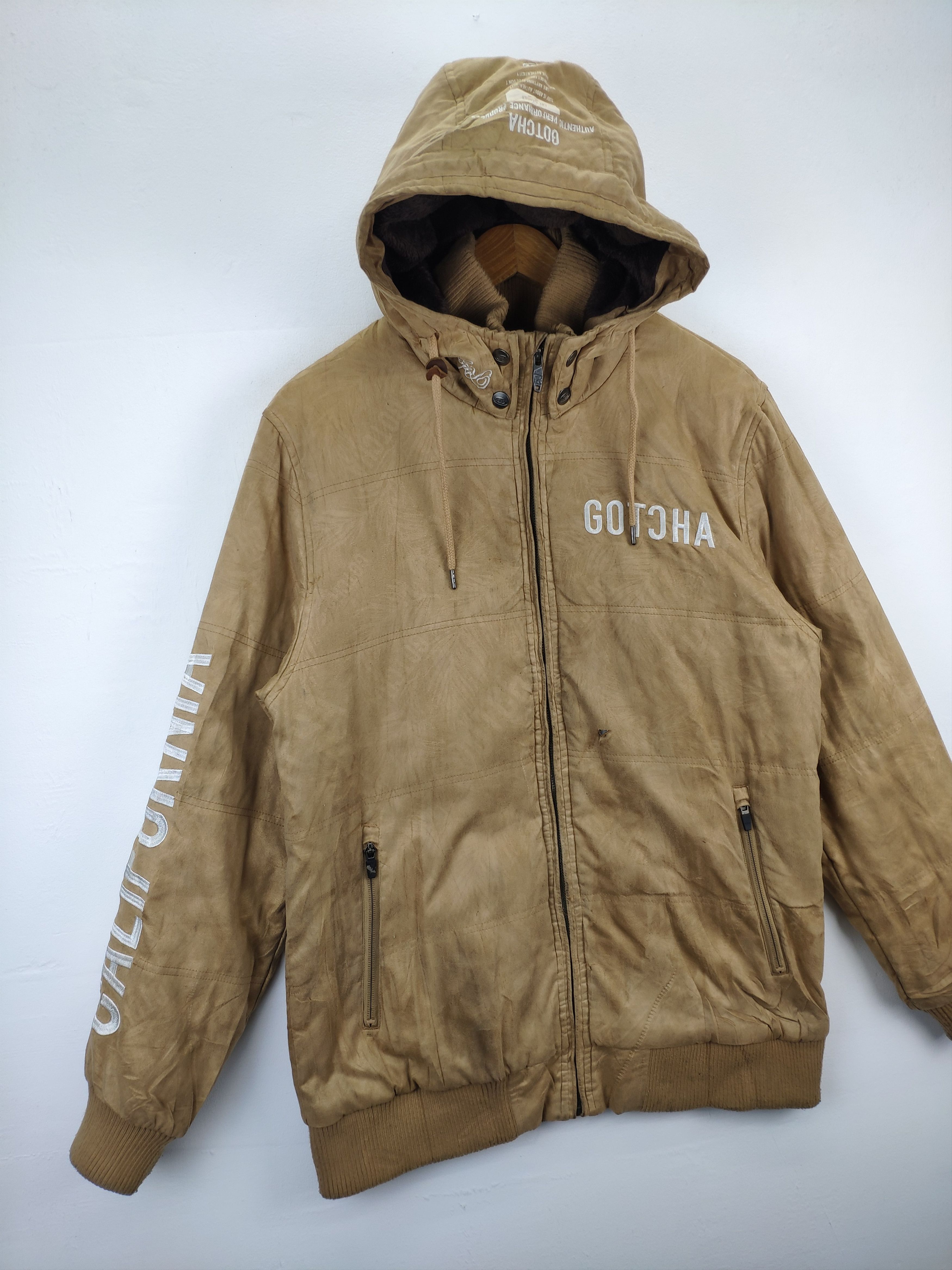 Gotcha × Vintage Vintage Gotcha Hooded Jacket Lining Sherpa Winter Jacket Size US M / EU 48-50 / 2 - 7 Thumbnail