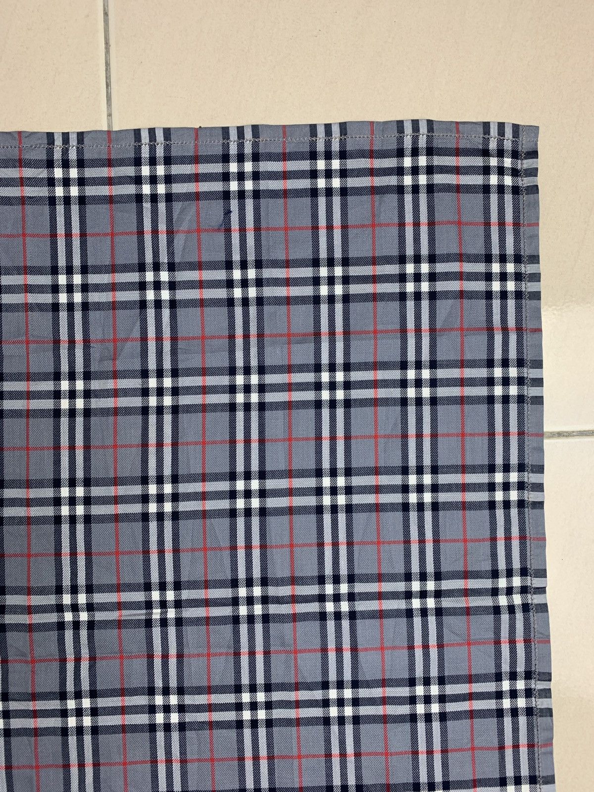 Burberry Buberrys Handkerchief Pocketsquares Size ONE SIZE - 5 Thumbnail