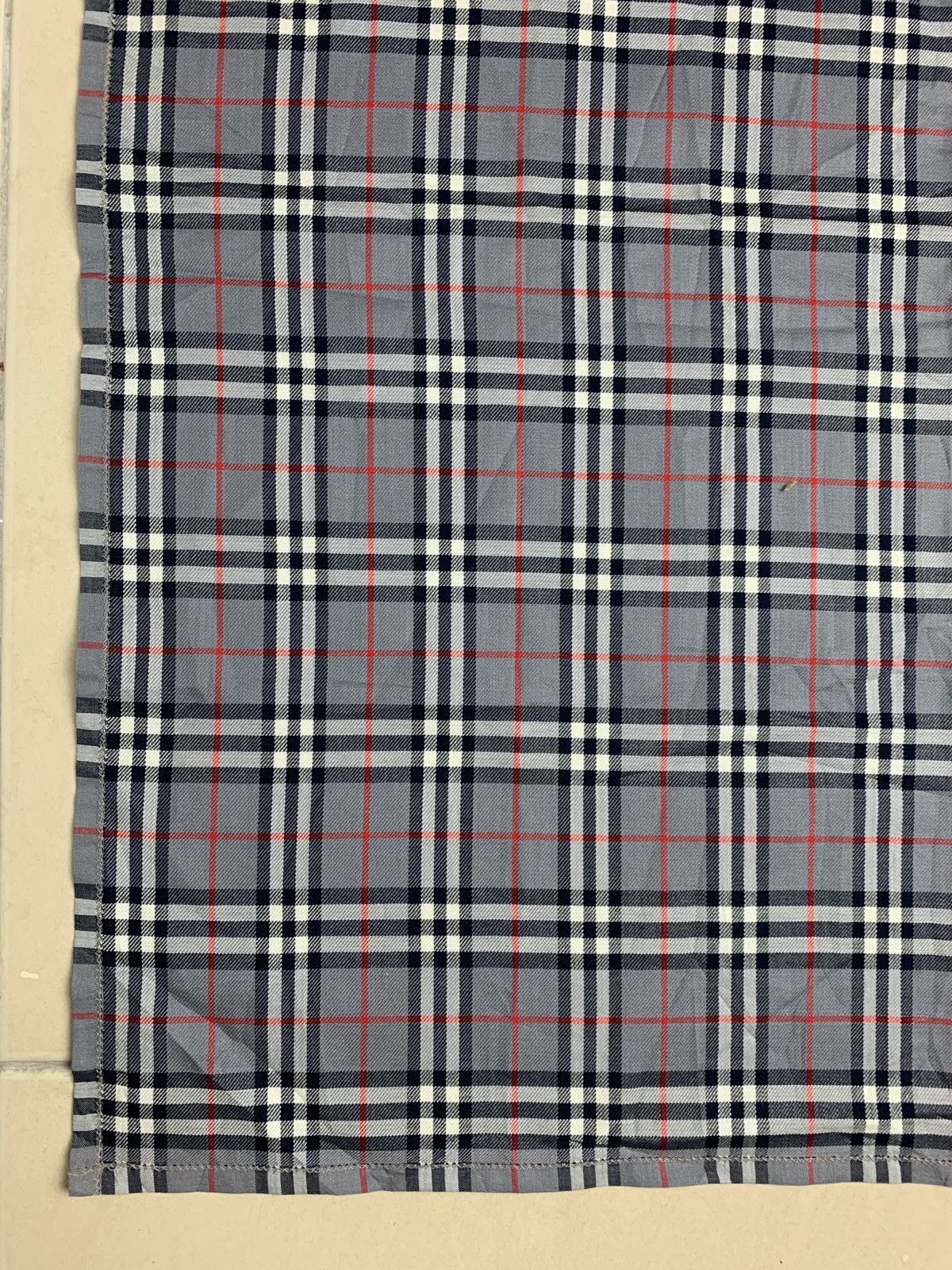 Burberry Buberrys Handkerchief Pocketsquares Size ONE SIZE - 7 Thumbnail