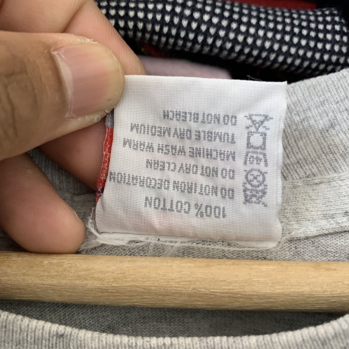 Vintage VTG 90’s VIRGIN AIRLINES TEE Size US L / EU 52-54 / 3 - 6 Thumbnail