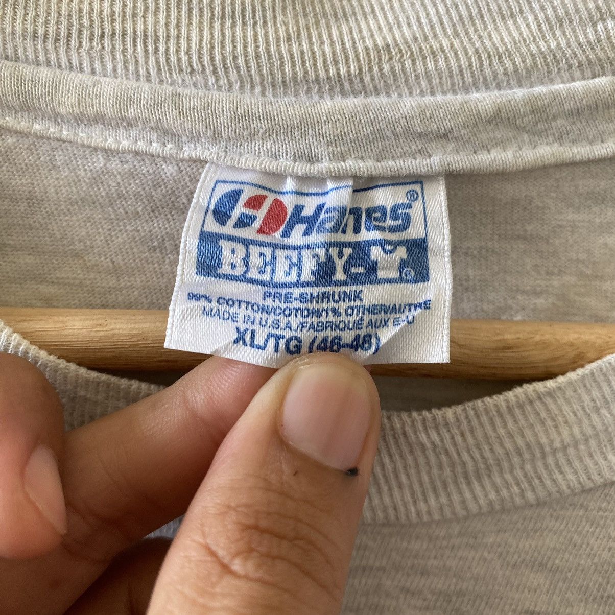 MLB × Vintage Vintage MLB x Red Raiders ©️1992 Size US XL / EU 56 / 4 - 5 Thumbnail