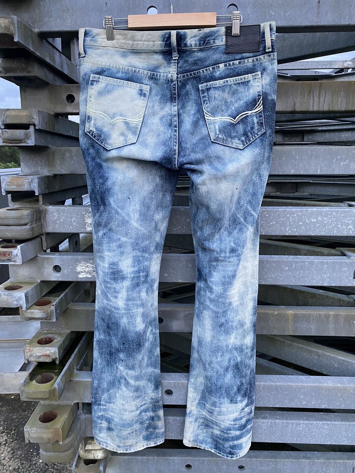 In The Attic In The Attic THRASHED Jeans Acid Wash Painted Inspired Amiri Size US 36 / EU 52 - 3 Thumbnail