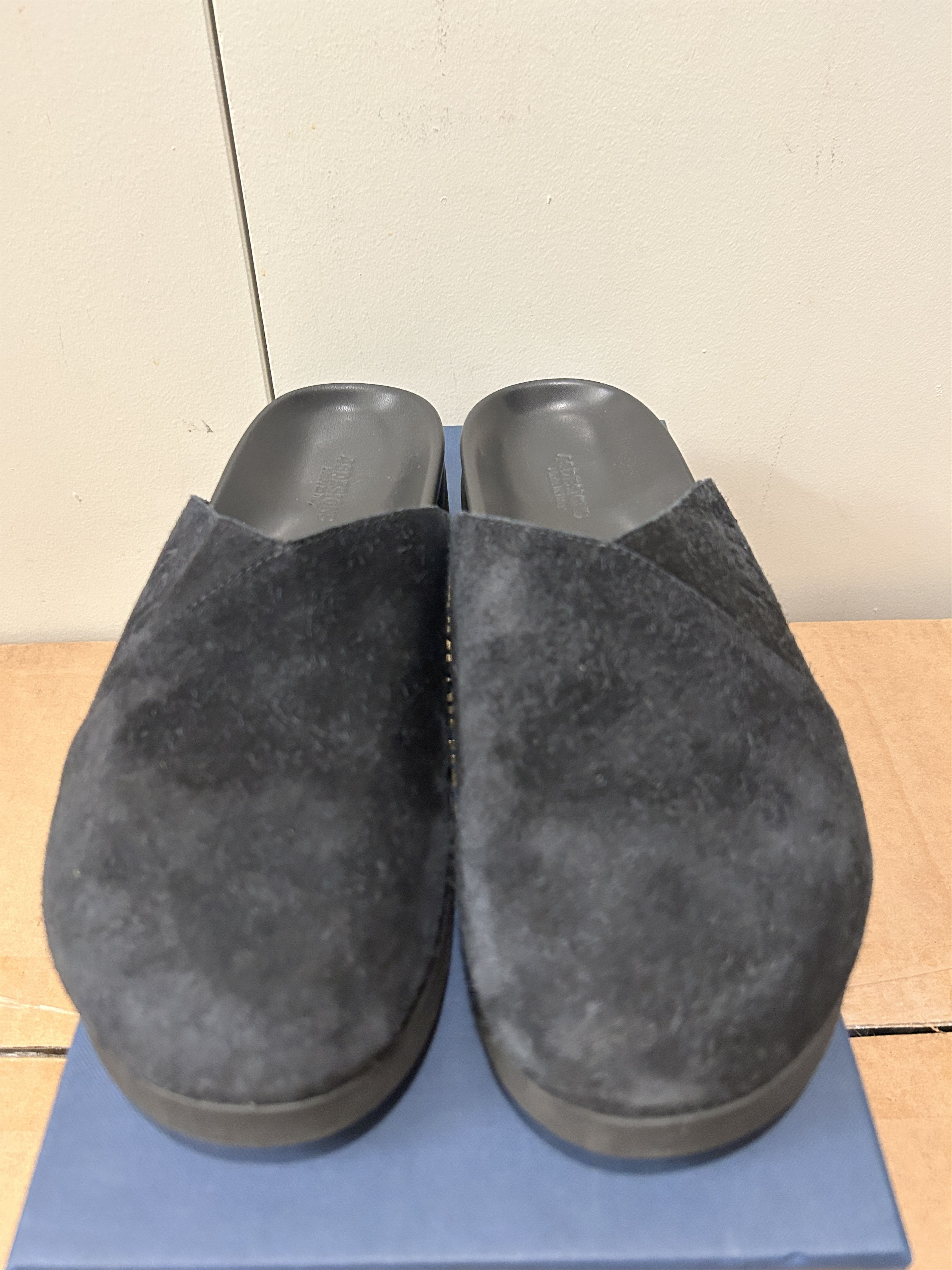 4SDESIGNS 4SDESIGNS Black Suede Sabot Loafers size EU 42 / US 9 Size US 9 / EU 42 - 5 Thumbnail