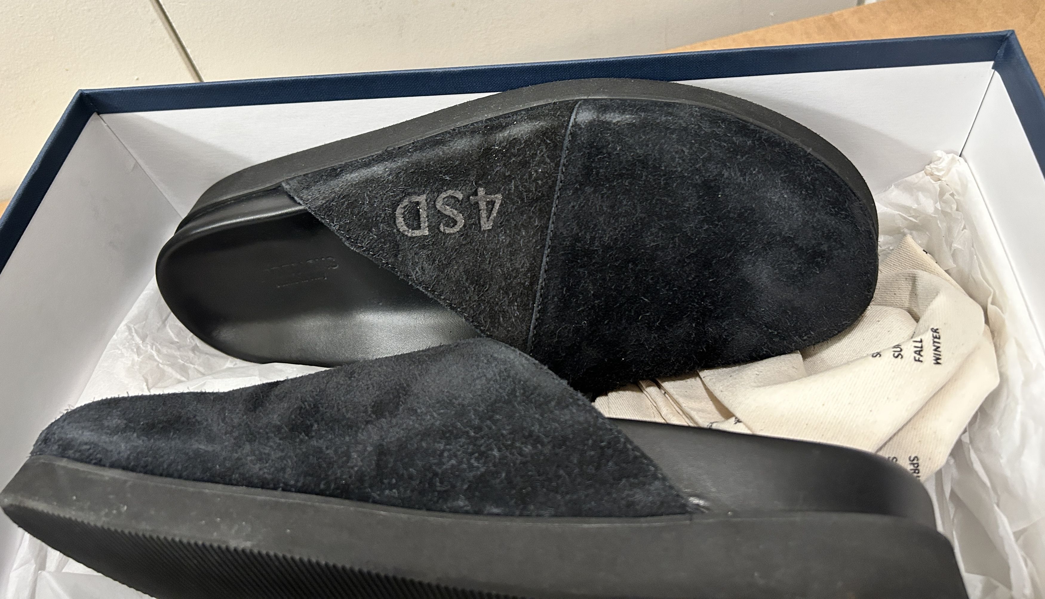 4SDESIGNS 4SDESIGNS Black Suede Sabot Loafers size EU 42 / US 9 Size US 9 / EU 42 - 2 Thumbnail