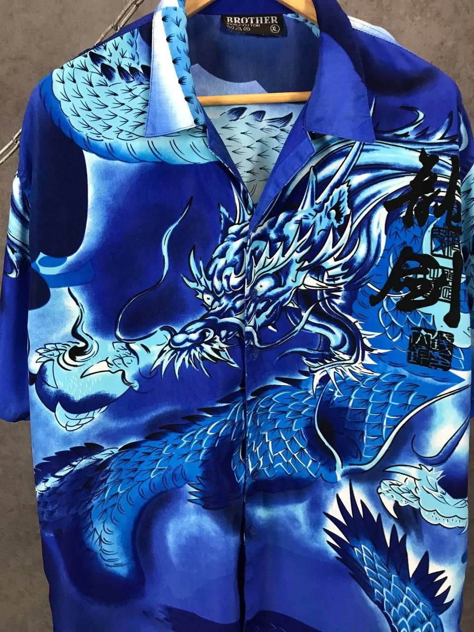 Vintage Dragon Japanese vintage crazy Hawaiian shirt Size US XL / EU 56 / 4 - 4 Thumbnail
