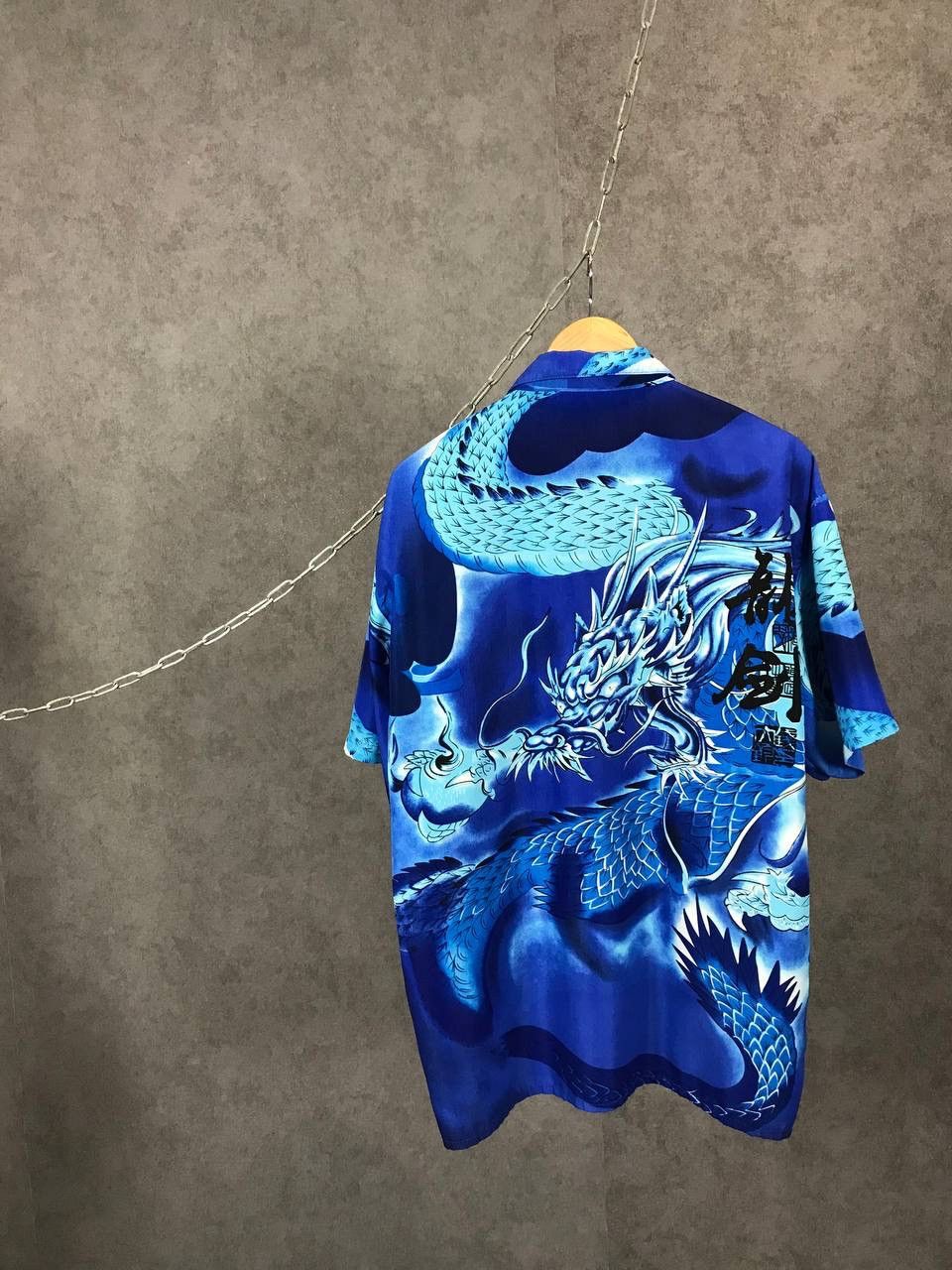 Vintage Dragon Japanese vintage crazy Hawaiian shirt Size US XL / EU 56 / 4 - 6 Thumbnail