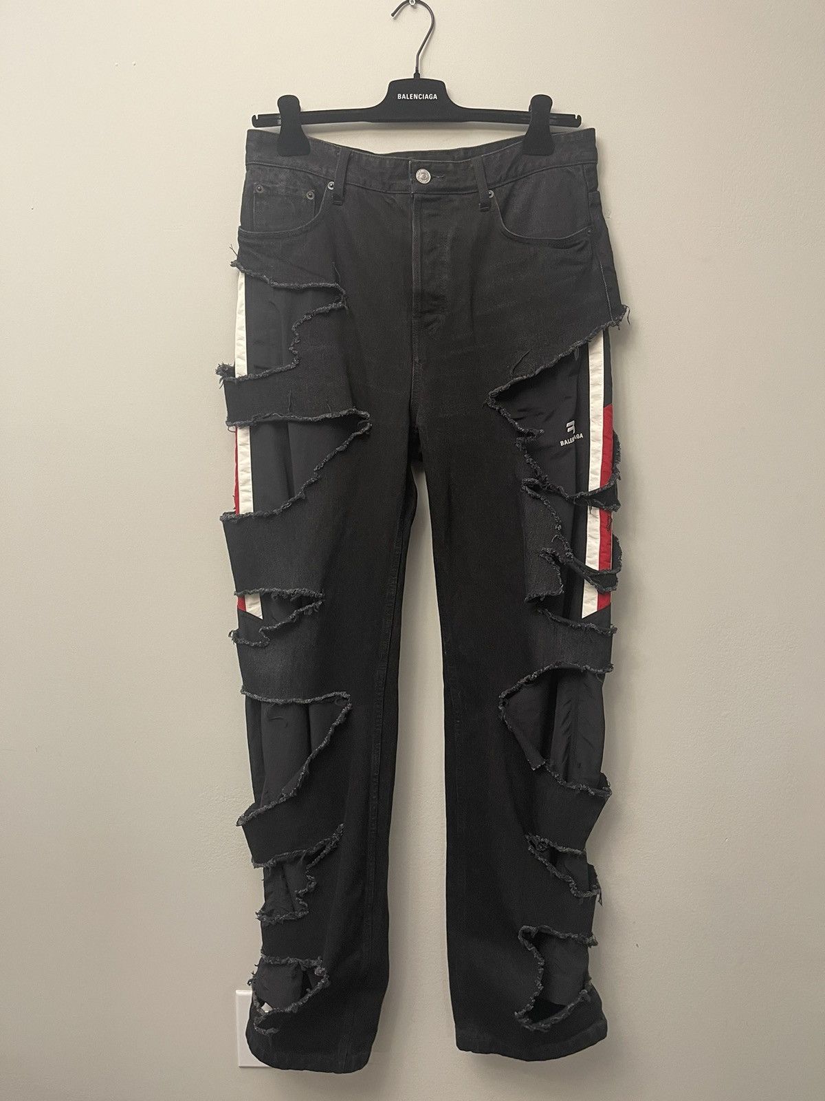 パンツ balenciaga 21fw torn destroyed jeans Balenciaga AW21 destroyed shredded torn boxers Jeans in blue