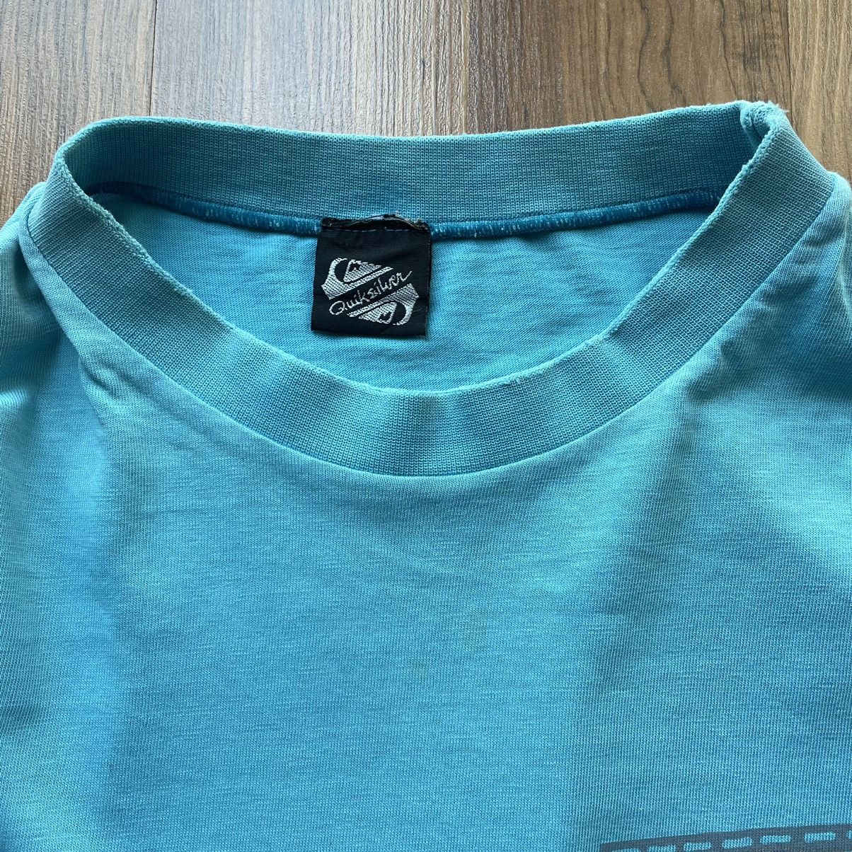 Quiksilver 90s Quiksilver surf wear skater tee Y2K billabong rip curl Size US L / EU 52-54 / 3 - 5 Thumbnail