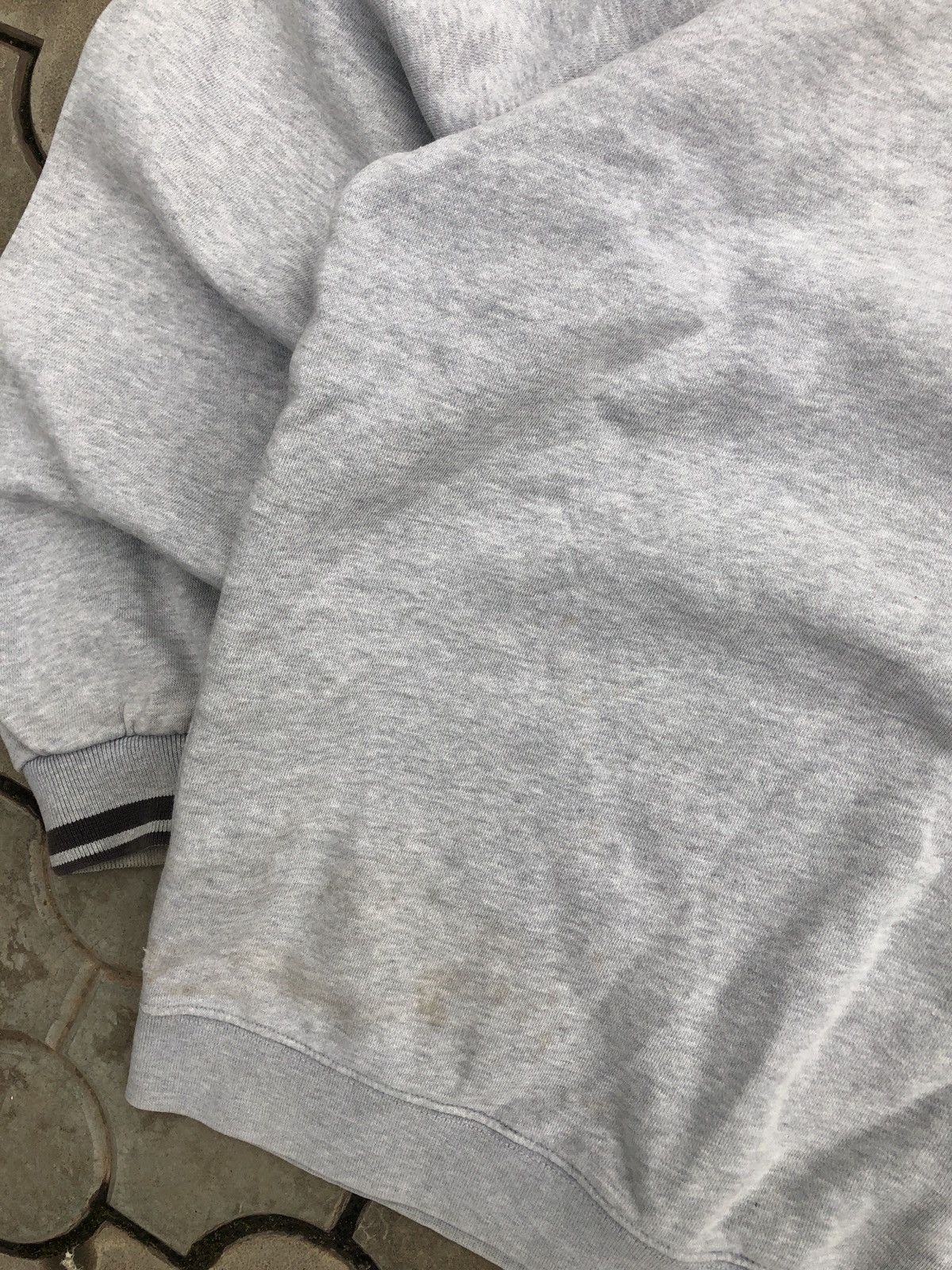 Nike × Vintage Vintage Nike Spell Out Y2K Swoosh Sweatshirt Size US M / EU 48-50 / 2 - 6 Thumbnail