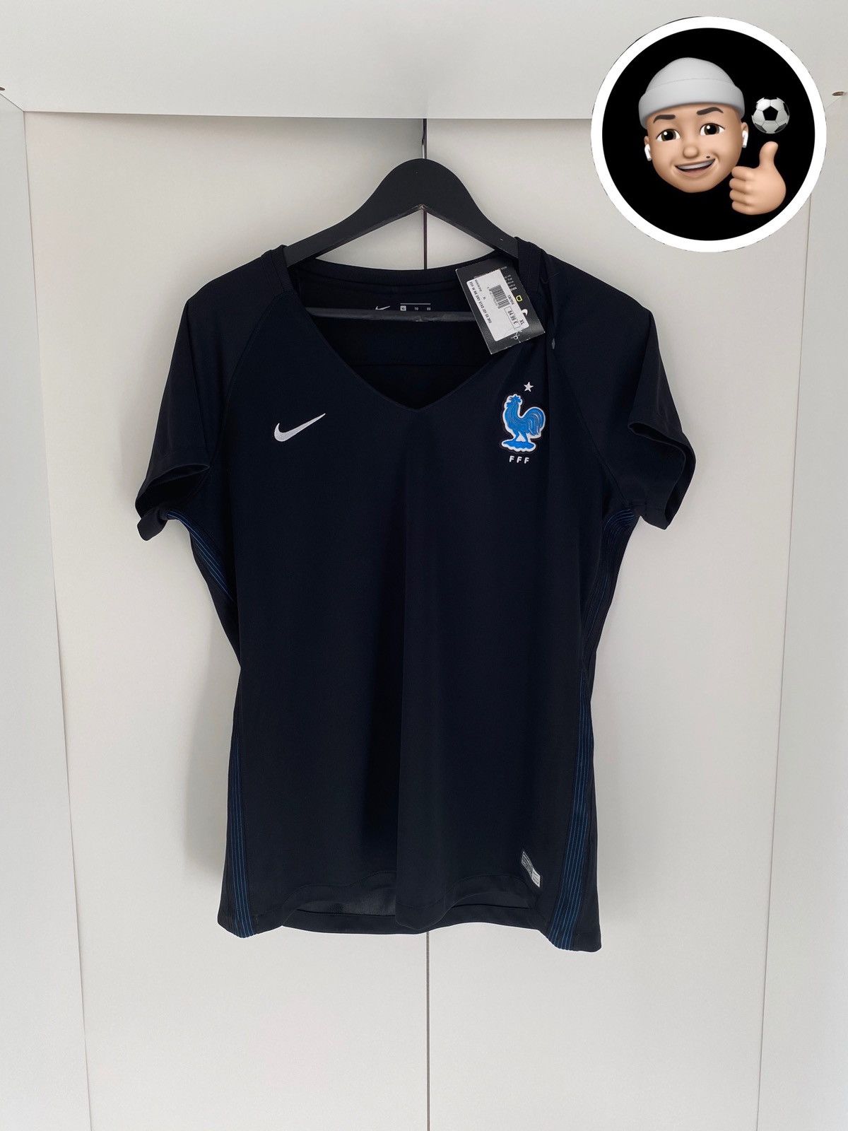 Nike 2017 2018 France NEW RARE Nike Third Soccer Jersey Size US M / EU 48-50 / 2 - 1 Thumbnail
