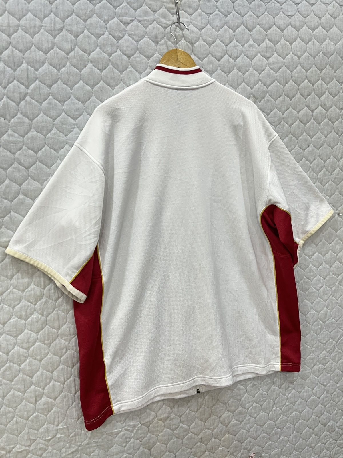 Nike (Qq). VINTAGE NIKE BASKETBALL ZIPPER SHIRTS Size US XL / EU 56 / 4 - 11 Thumbnail
