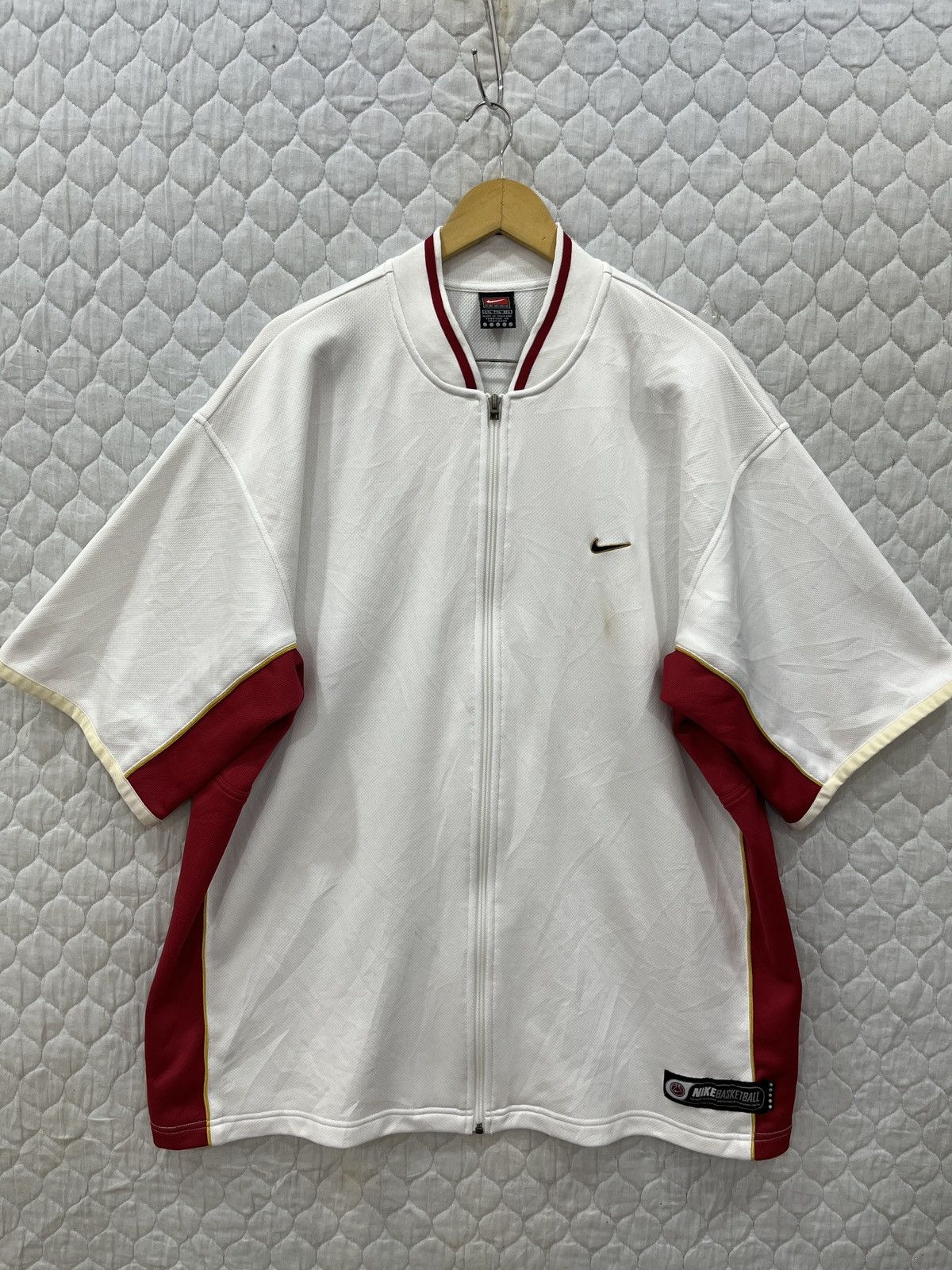 Nike (Qq). VINTAGE NIKE BASKETBALL ZIPPER SHIRTS Size US XL / EU 56 / 4 - 1 Thumbnail
