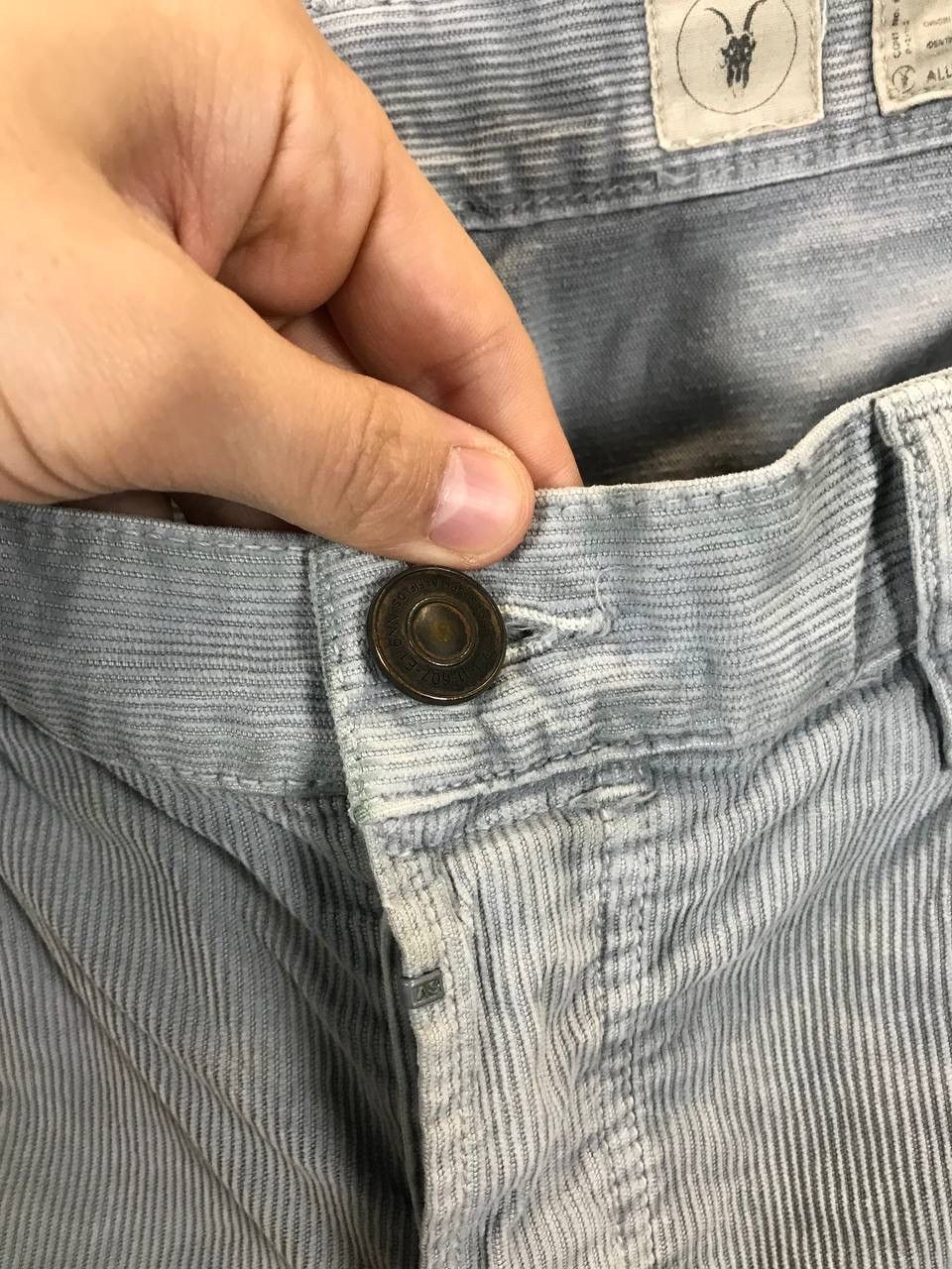 Allsaints Allsaints vintage velvet shorts Size US 32 / EU 48 - 3 Thumbnail