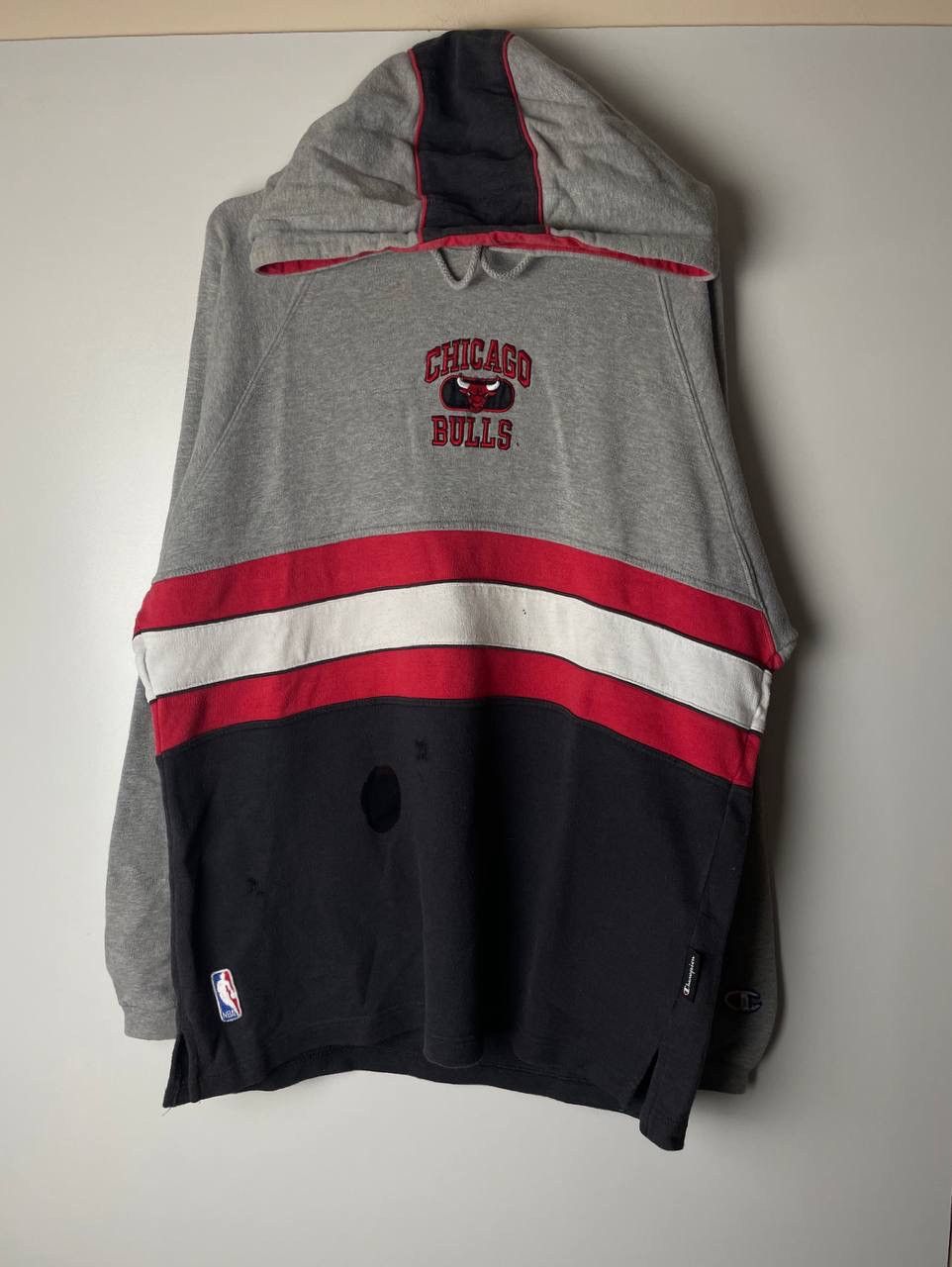 NBA Chicago Bulls Champion 90s vintage hoodie size L Size US L / EU 52-54 / 3 - 1 Thumbnail