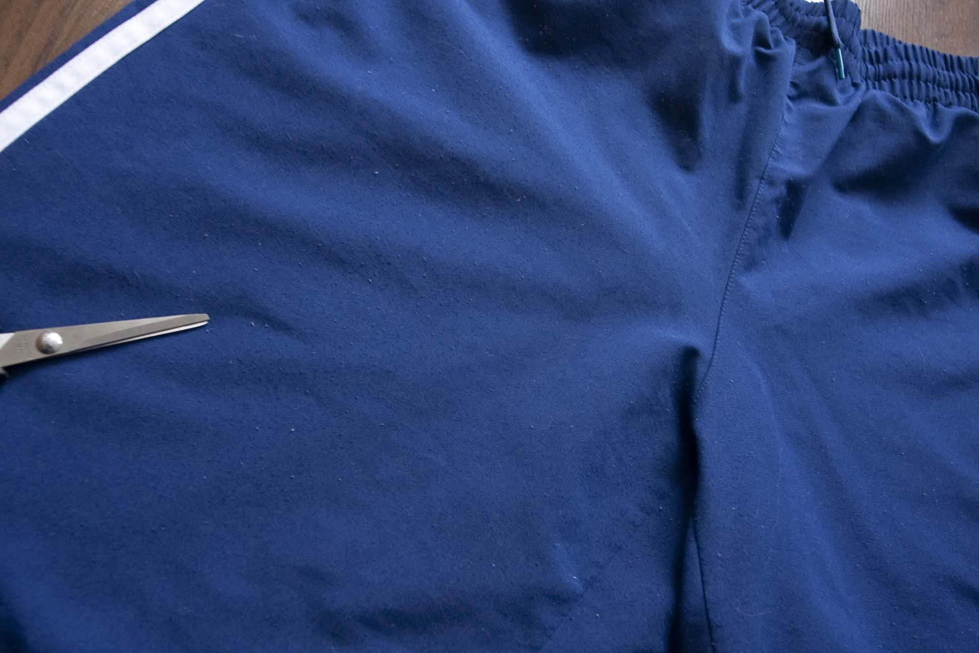 Adidas Adidas Track Pants Blue Size M / 34x32.5 Athletic Size US 34 / EU 50 - 4 Thumbnail