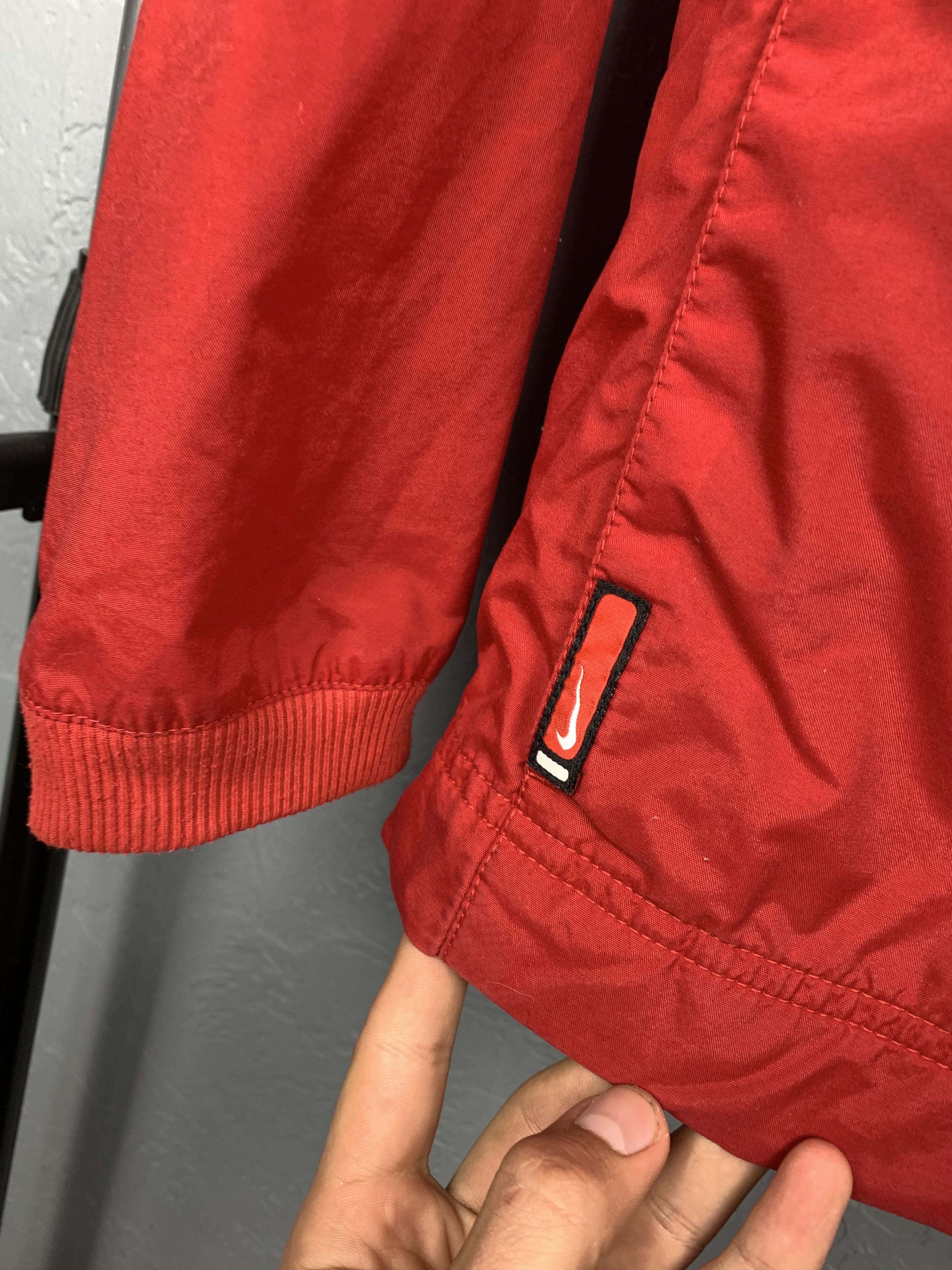 Nike × Vintage Nike Vintage Nylon Mens Jacket Y2K Size US L / EU 52-54 / 3 - 4 Thumbnail