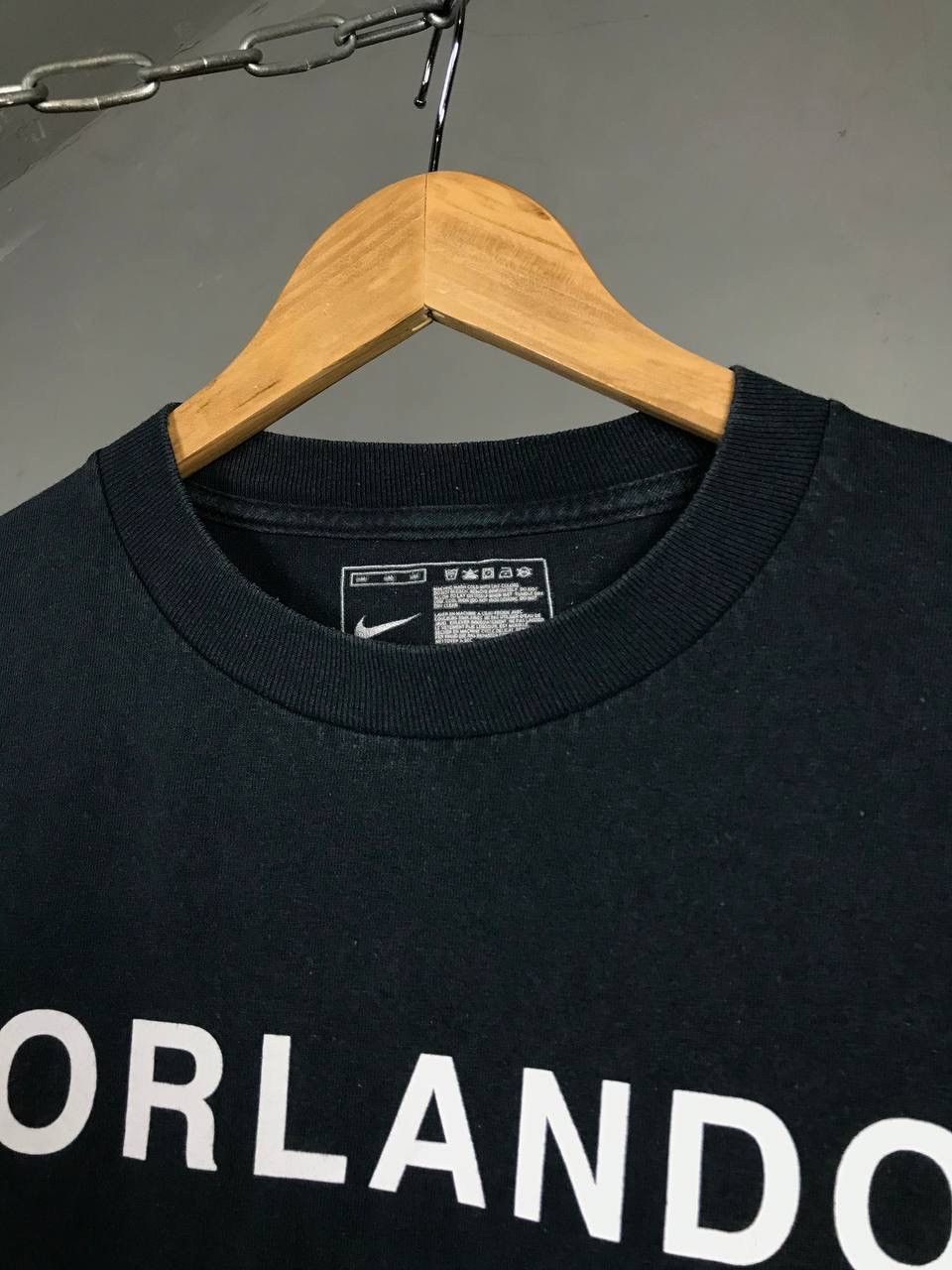 Nike Nike Orlando swoosh streetwear vintage center logo tee Size US M / EU 48-50 / 2 - 3 Thumbnail