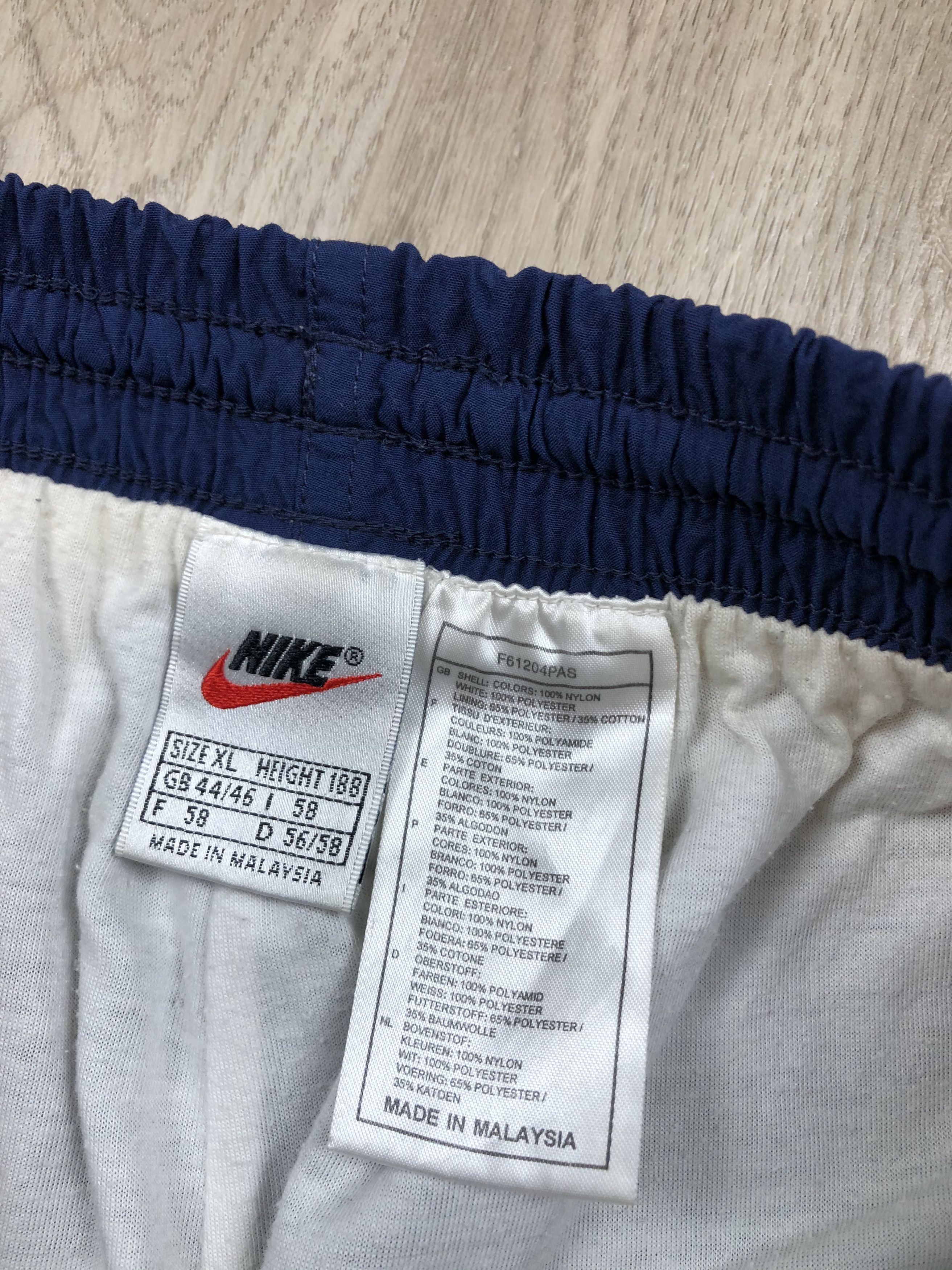 Nike 90s Vintage Mens Nylon Baggy Pants Drill style