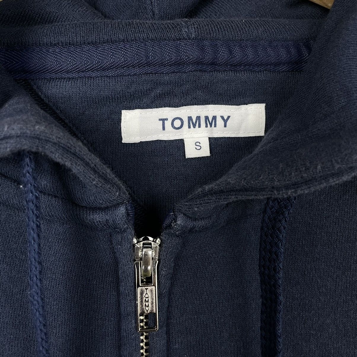 Tommy Hilfiger × Vintage Vintage Tommy Hilfiger Hoodie Sweatshirt New York Sweater Size US S / EU 44-46 / 1 - 4 Thumbnail