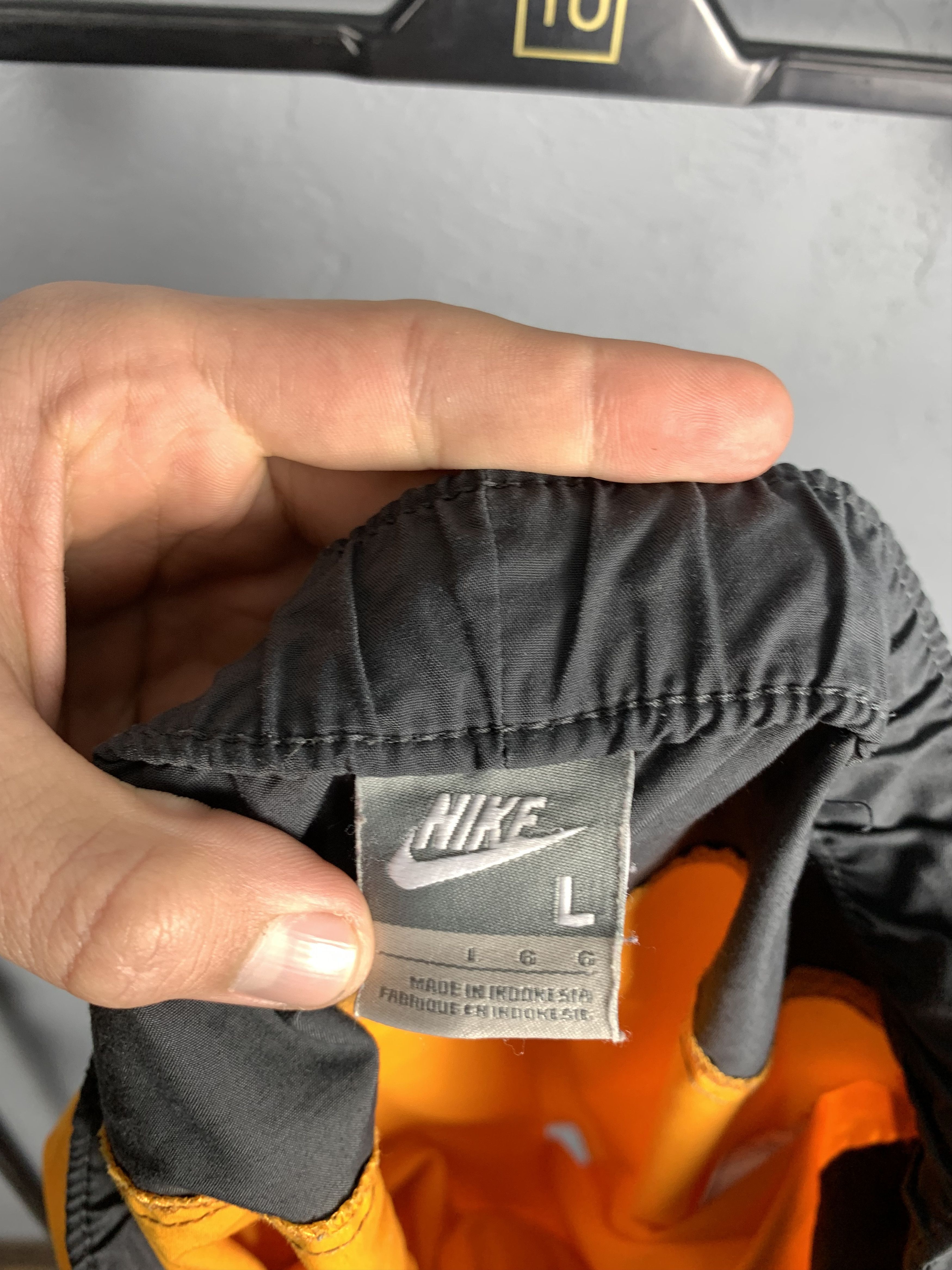 Nike Nike Vintage Mens Shorts Y2K Size US 34 / EU 50 - 5 Thumbnail
