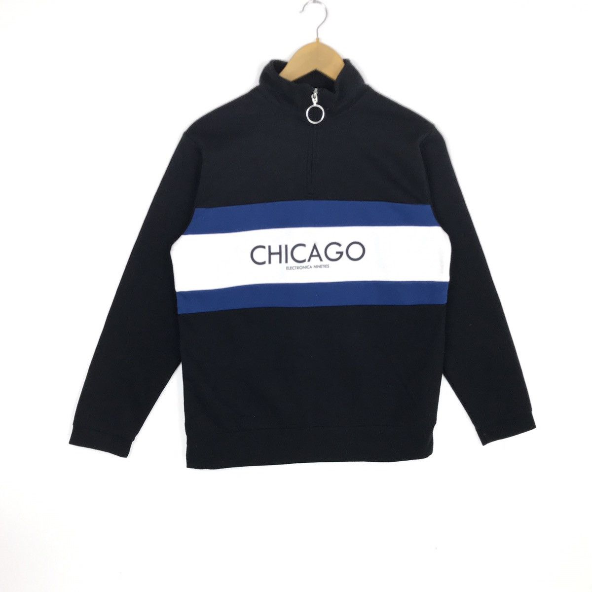 Vintage Chicago Sweatshirt Spellout Multicolour Pullover Sweater Size US S / EU 44-46 / 1 - 1 Thumbnail