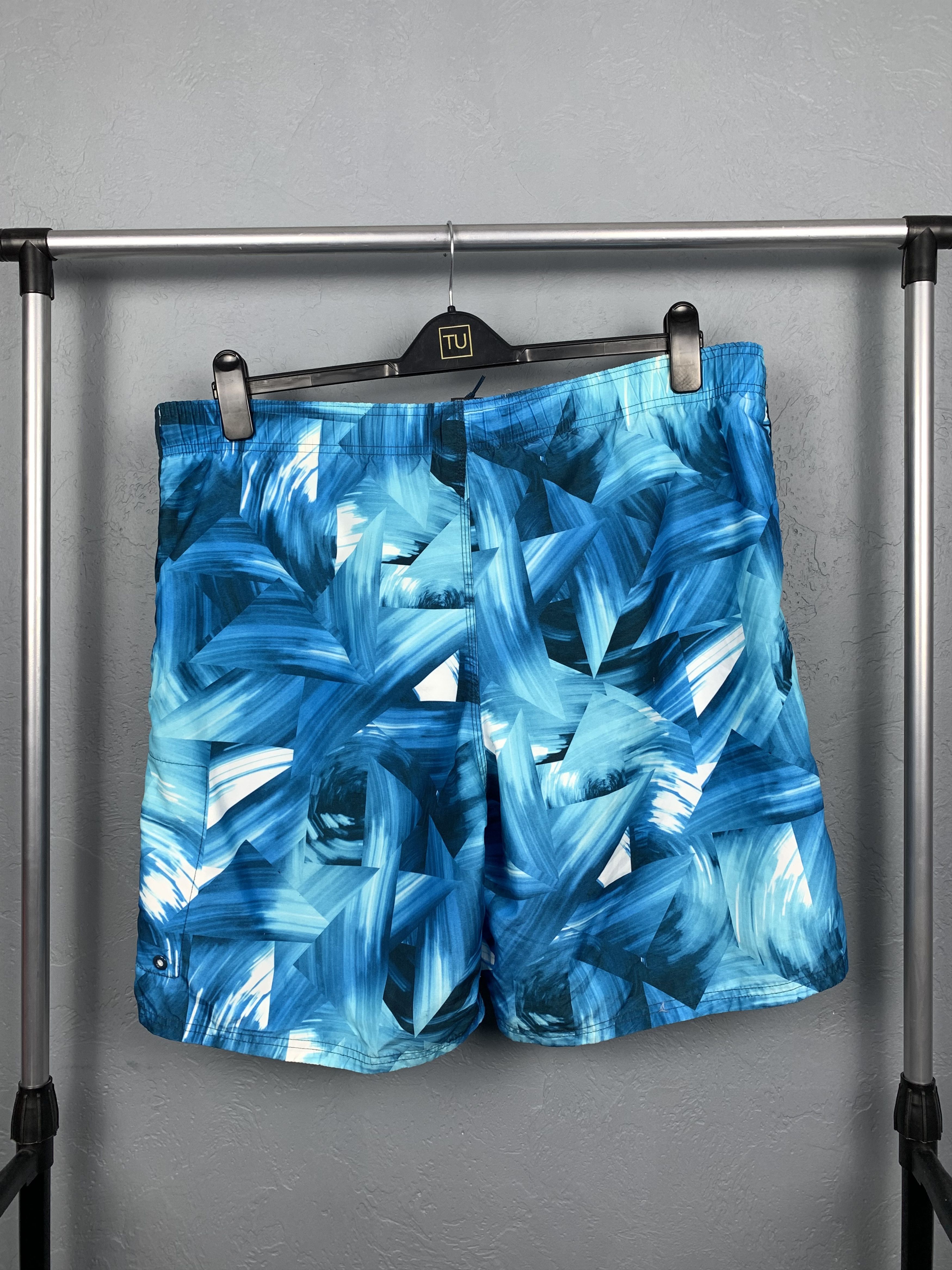 Nike Vintage Nike Mens Shorts Y2K Size US 34 / EU 50 - 4 Thumbnail