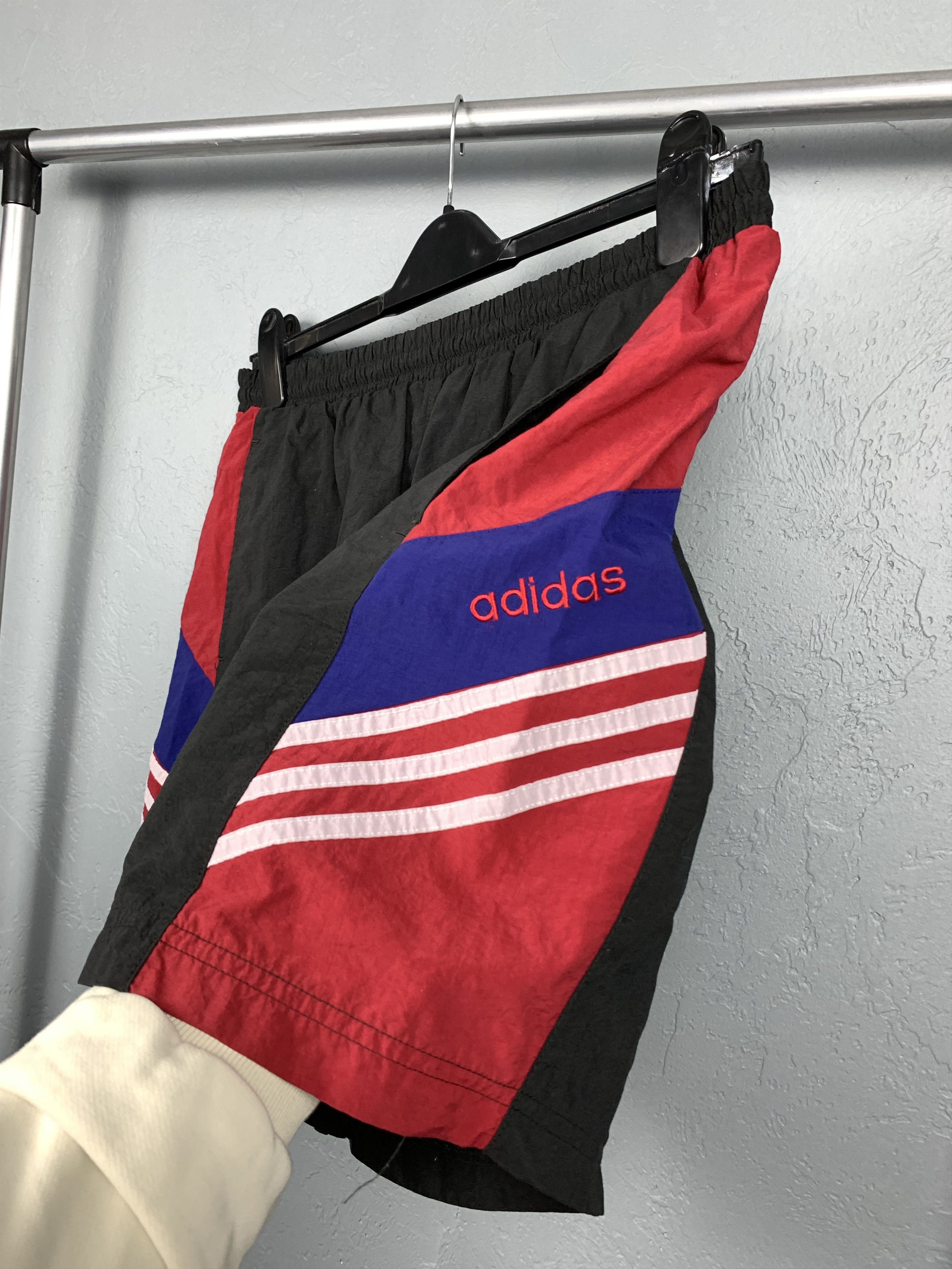 Adidas × Vintage Adidas 90s Vintage Mens Nylon Shorts Y2K Size US 34 / EU 50 - 2 Thumbnail