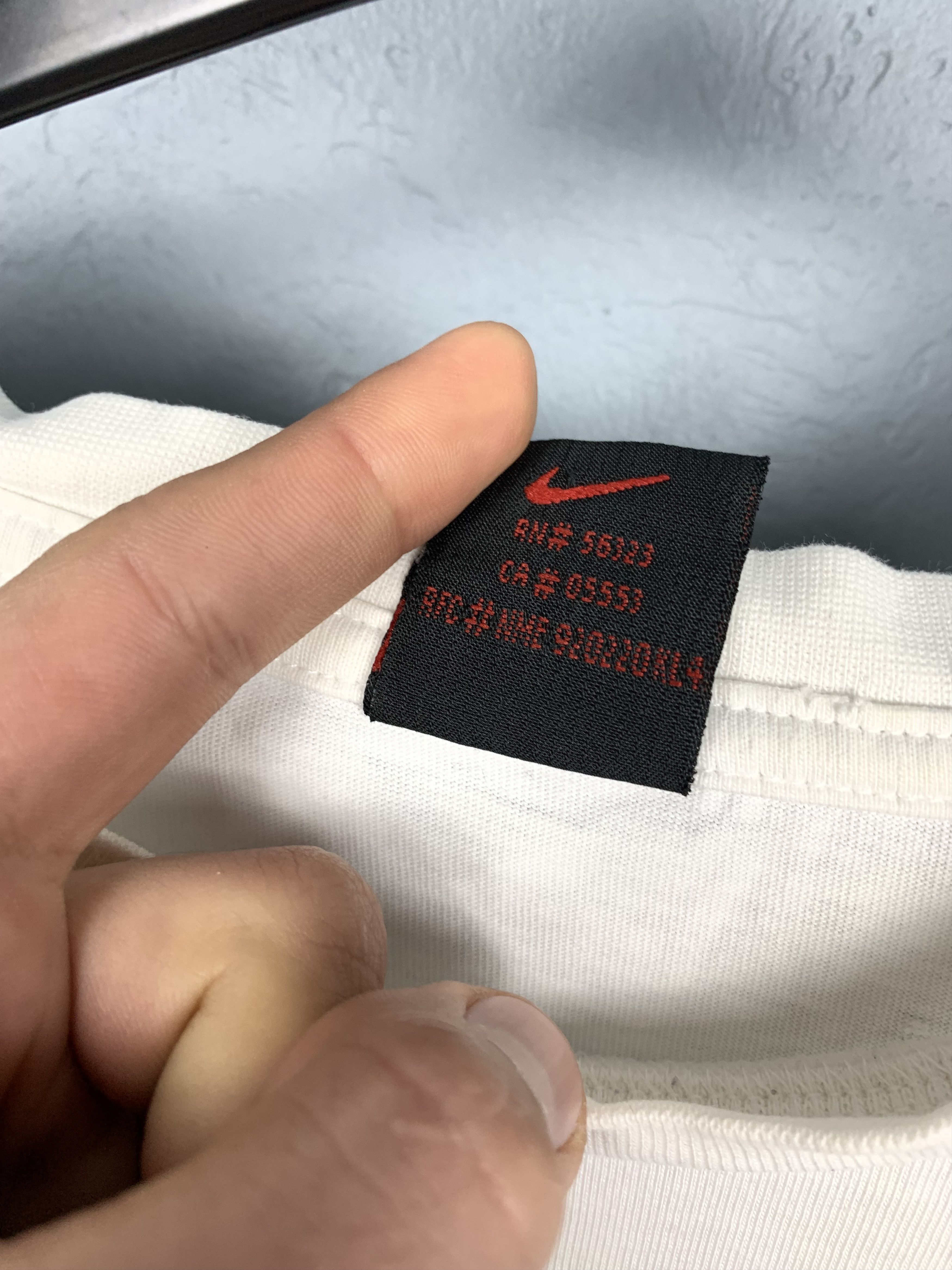 Nike × Vintage Vintage Nike Mens T-Shirt Tee Size US L / EU 52-54 / 3 - 4 Thumbnail