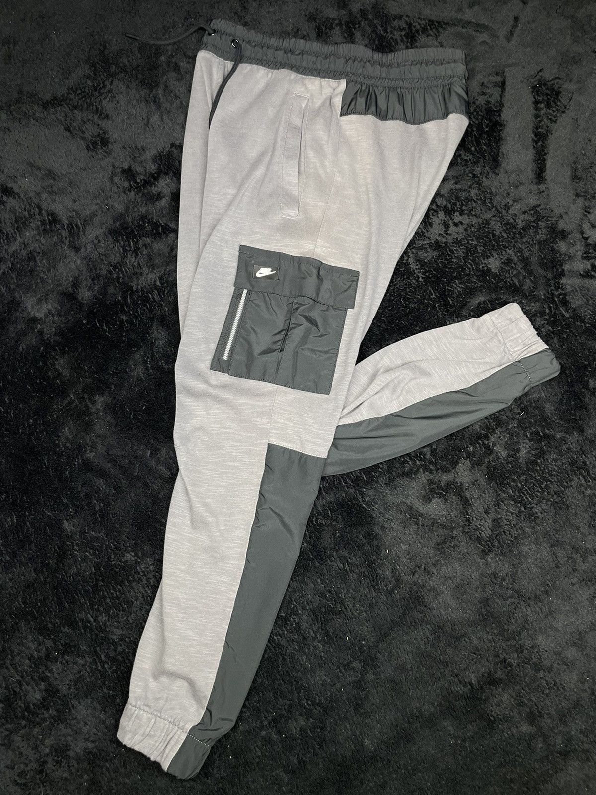 Rare Nike colorblock cargo jogger pant