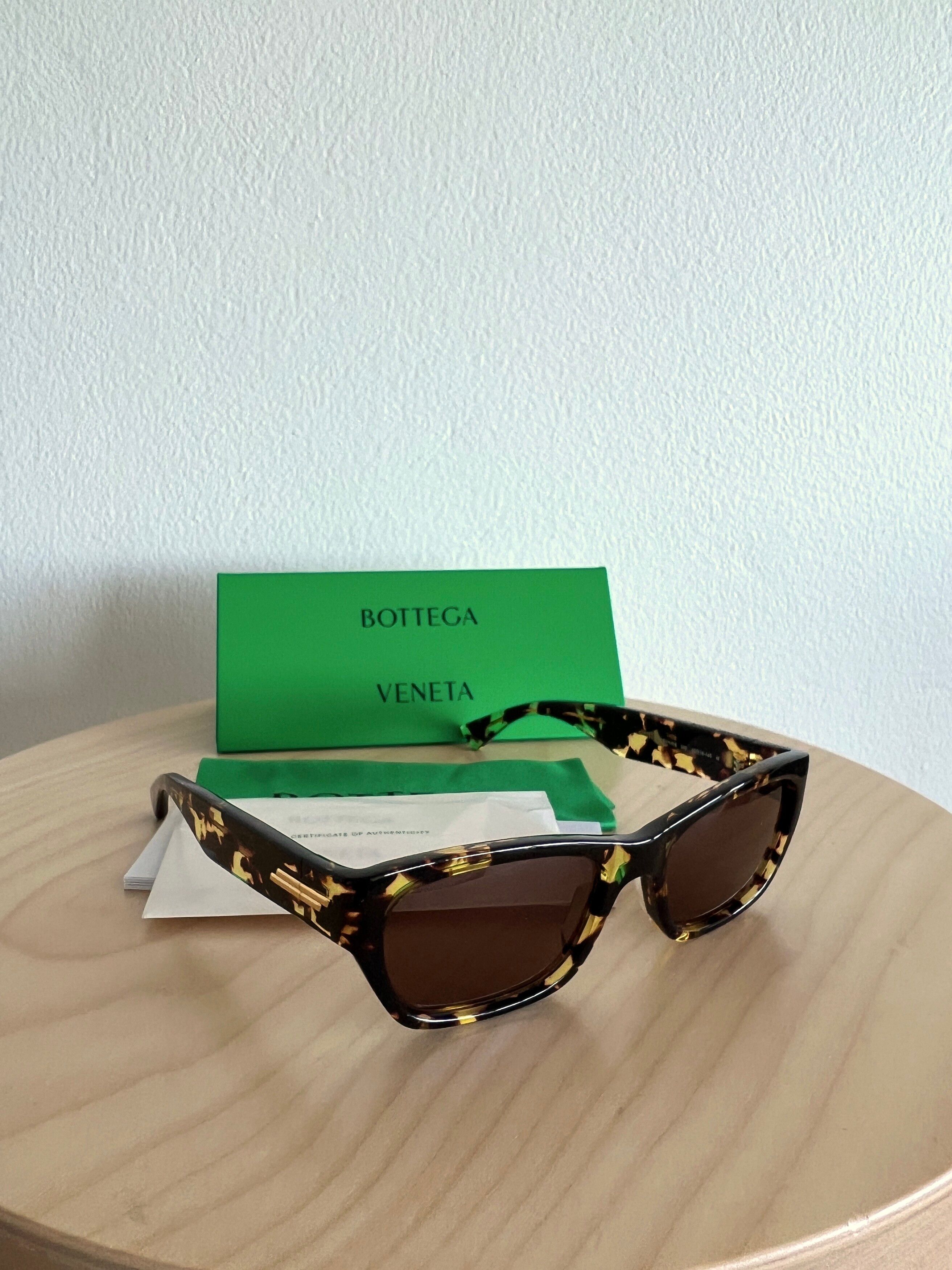 Bottega Veneta mens womens sunglasses BV1143S002 havana rectangle Size ONE SIZE - 1 Preview