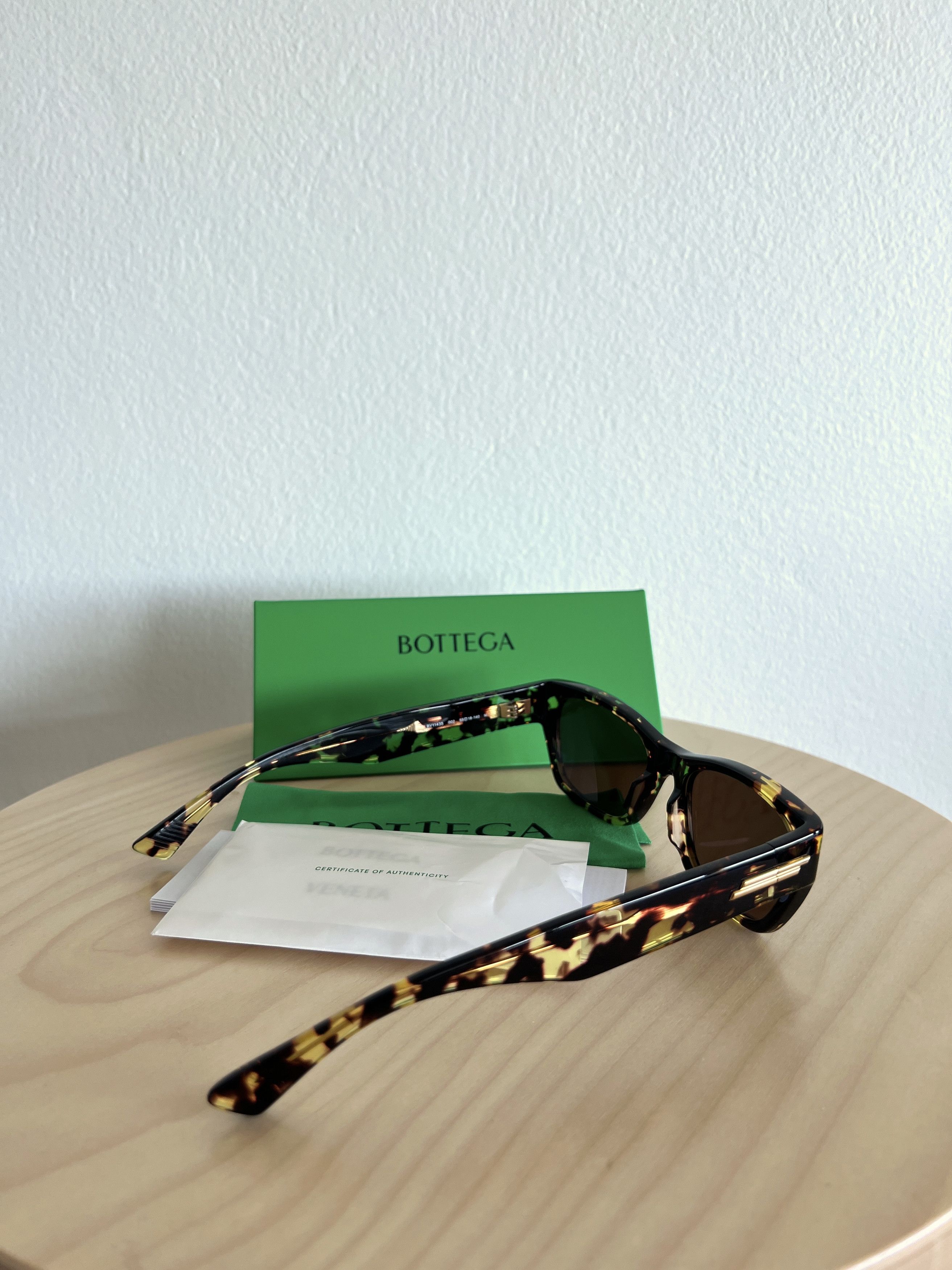 Bottega Veneta mens womens sunglasses BV1143S002 havana rectangle Size ONE SIZE - 6 Preview