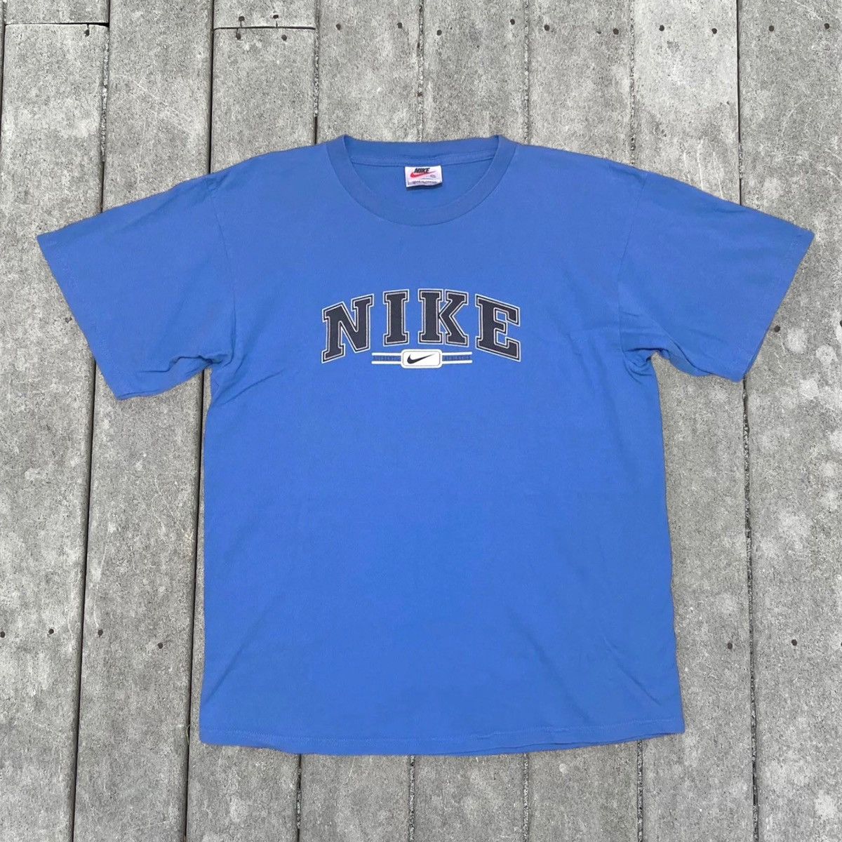 Other Vintage NIKE 90s White Tag T Shirt Sky Blue Spellout Logo Size US M / EU 48-50 / 2 - 1 Thumbnail