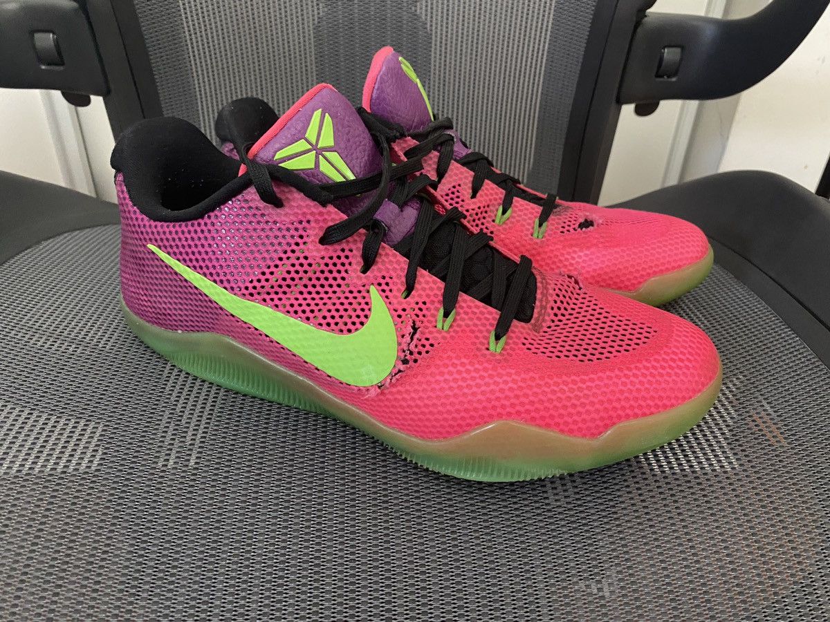 Nike Nike Kobe 11 “Mambacurial” Size 8 US Mens Size US 8 / EU 41 - 3 Thumbnail