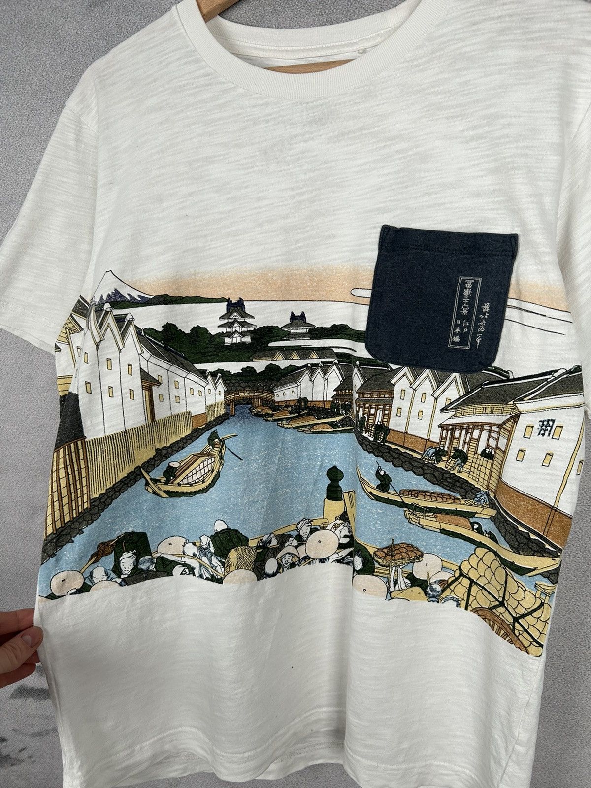 Other Uniqlo Hokusai Blue Japanese Style Graphic Tee Size US S / EU 44-46 / 1 - 3 Thumbnail