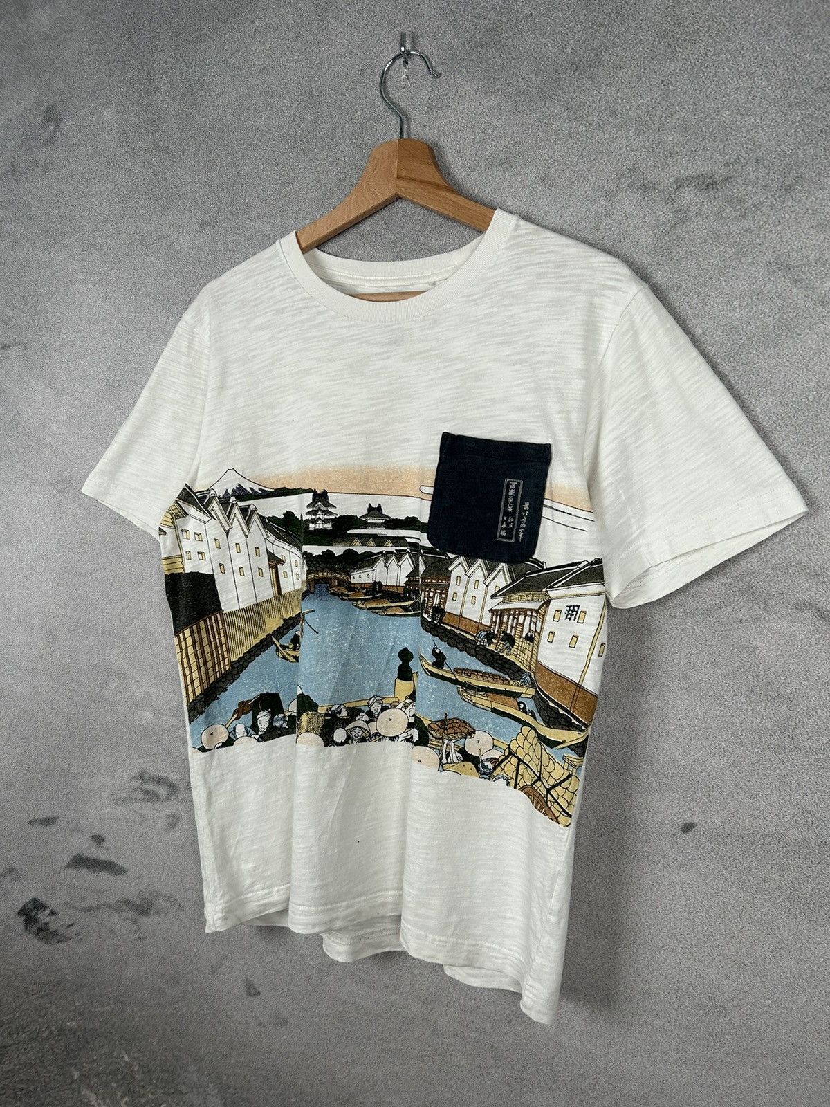 Other Uniqlo Hokusai Blue Japanese Style Graphic Tee Size US S / EU 44-46 / 1 - 2 Thumbnail