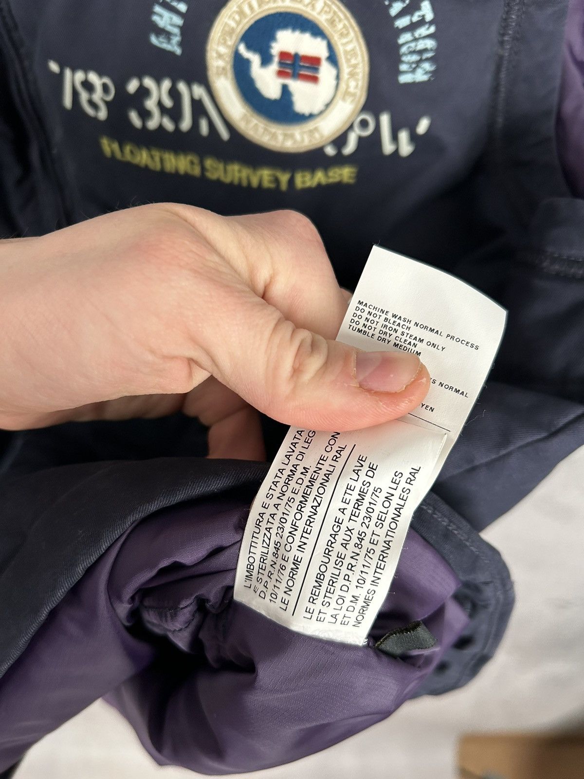 Napapijri Vintage Napapijri Geographic Puffer Vest Outdoor Size US XXL / EU 58 / 5 - 8 Thumbnail