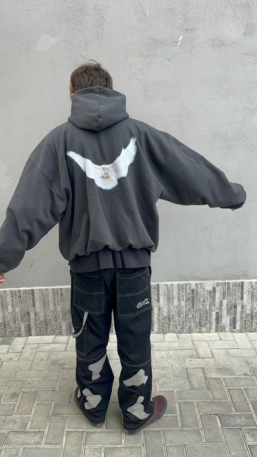 パーカー・フーディ Yeezy Gap Engineered By Balenciaga Dove Hoodie Dark Grey Yeezy Gap Engineered by Balenciaga Dove Hoodie Washed Black
